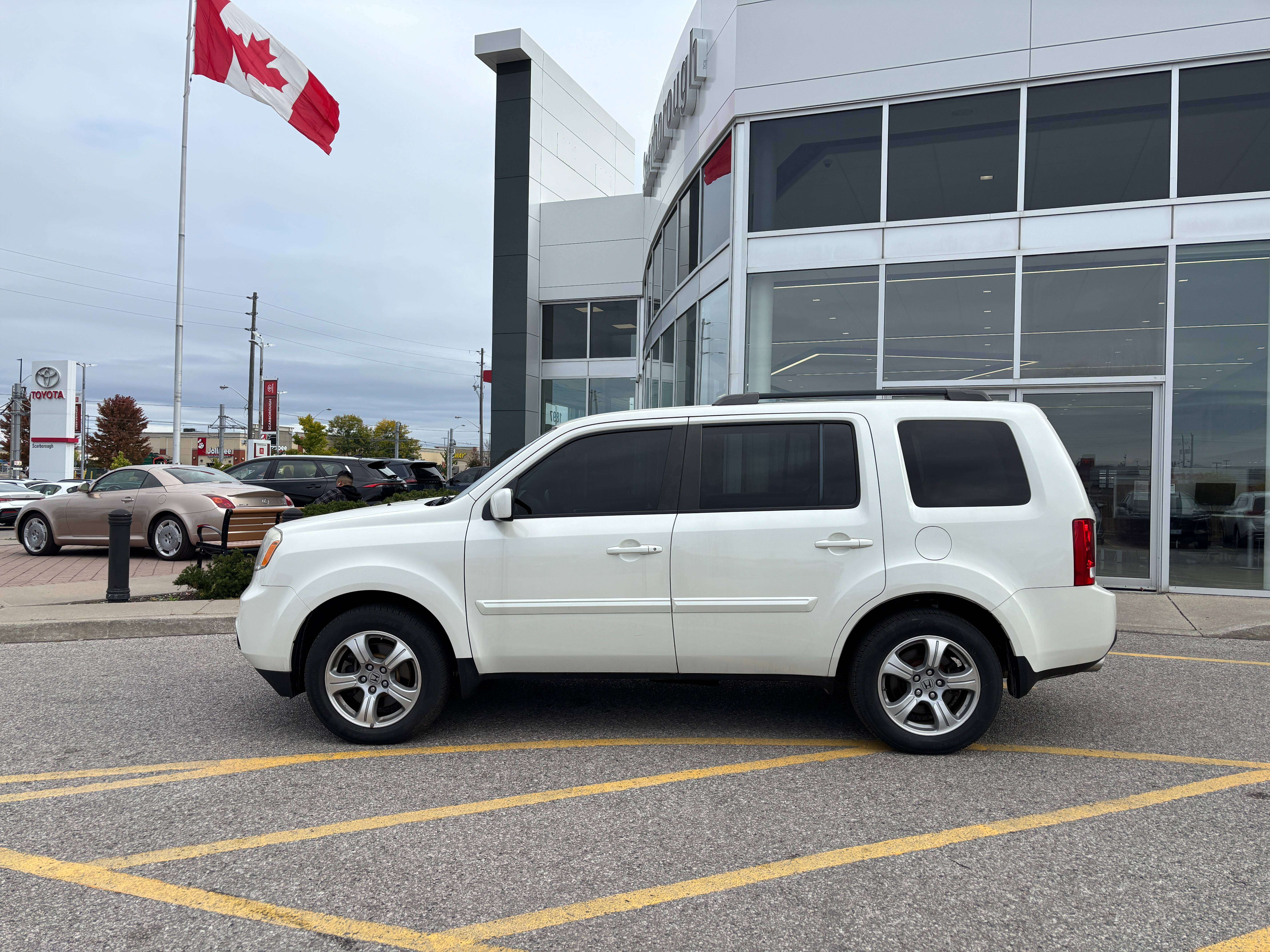 used 2014 Honda Pilot car, priced at $24,995