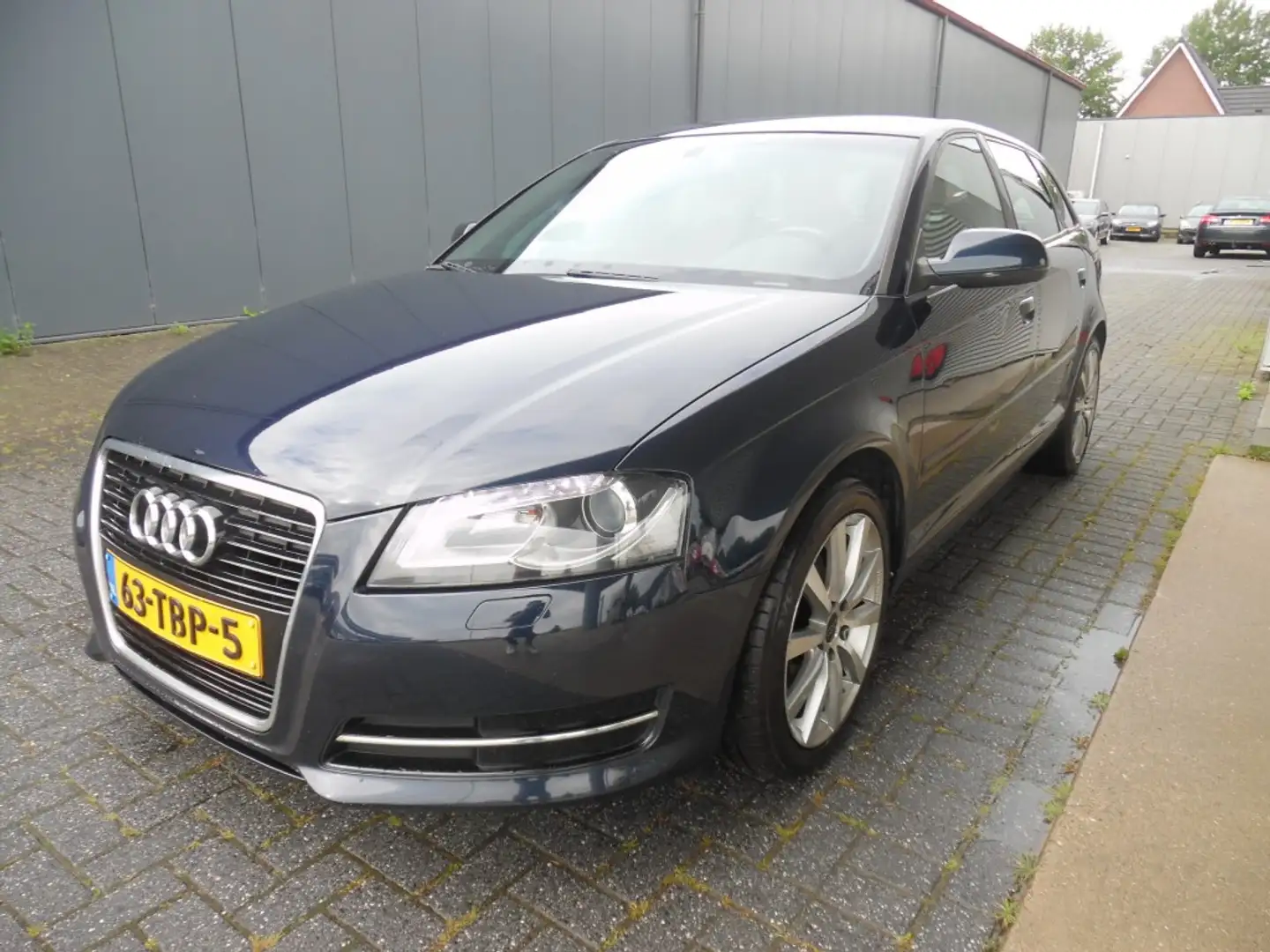 Audi A3 1.4 TFSI AMBIT. AD Blauw - 1