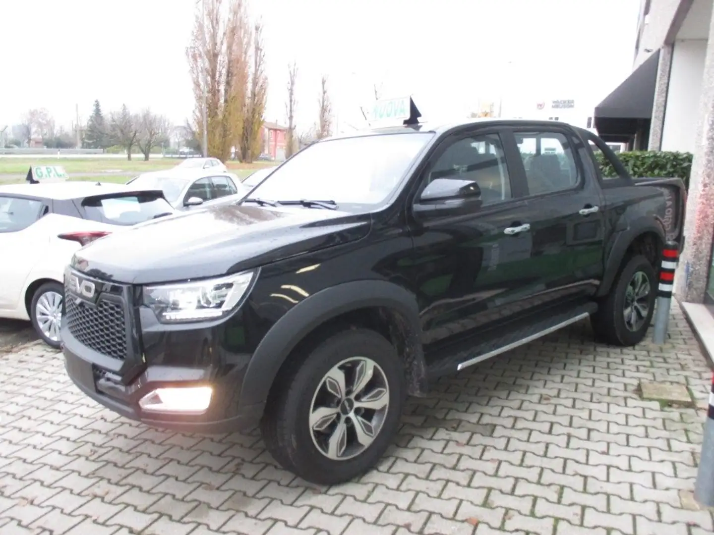 EVO Evo Cross4 Evo Cross 4 2.0 Turbo Diesel Doppia Cab Zwart - 2