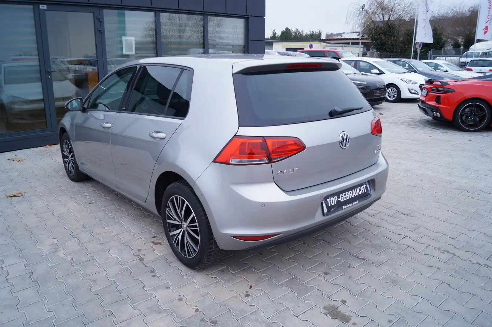 Volkswagen Golf VII Lim. Allstar BMT Klimaauto SHZ PDC Temp Silber - 2
