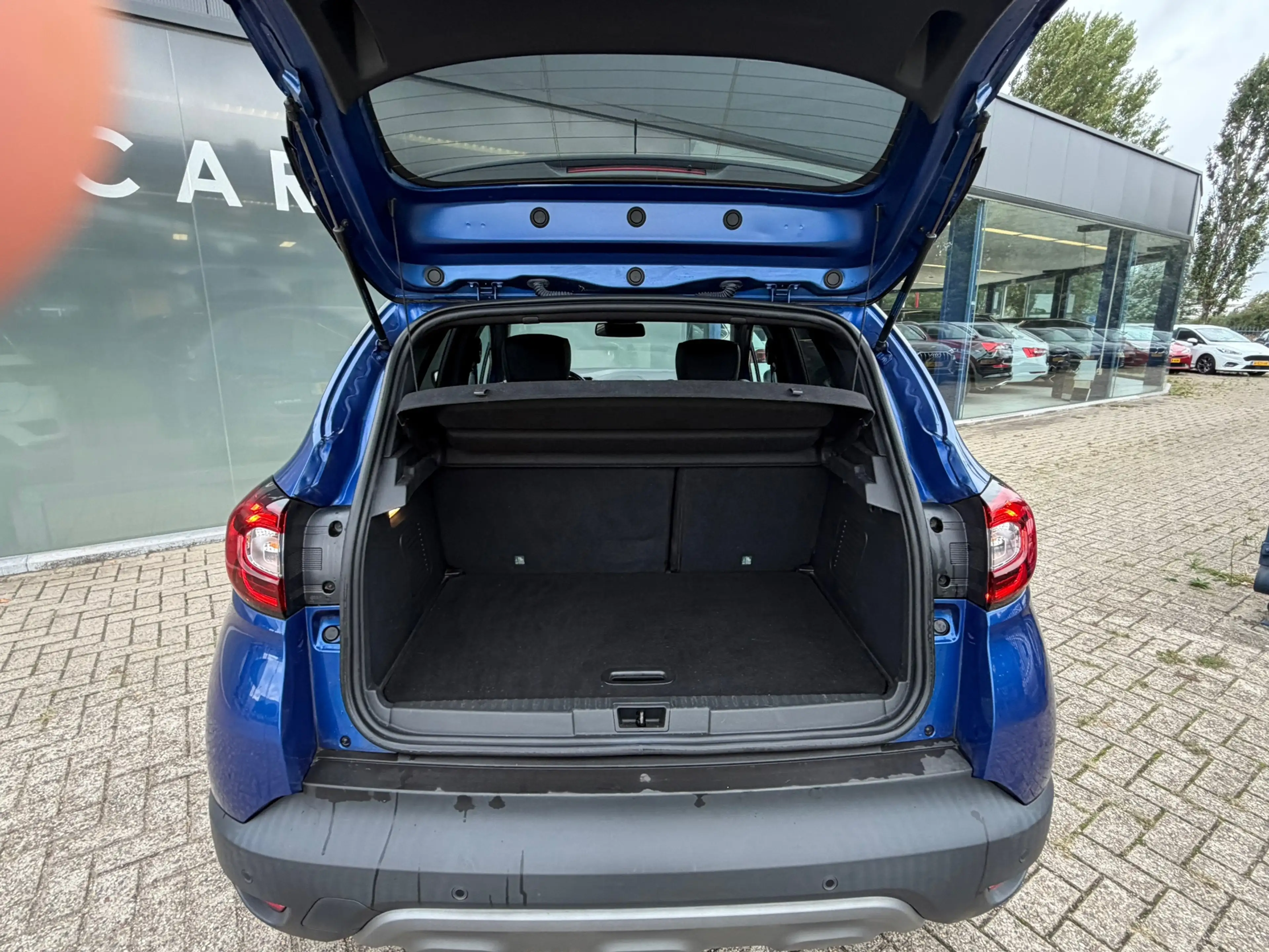 Renault Captur 1.3 TCe Version S Automaat/Cruise/LED/Navigat — photo 8