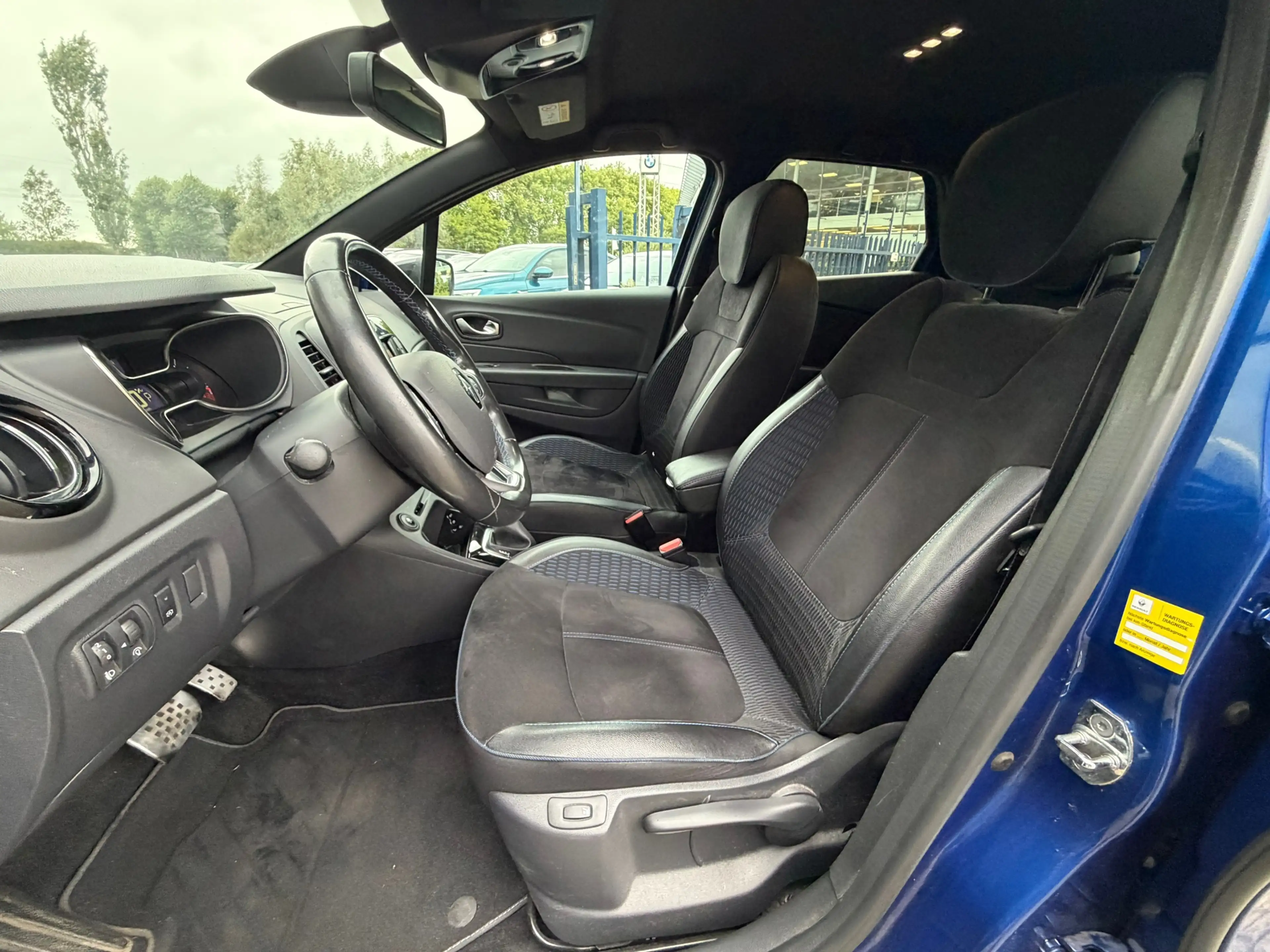 Renault Captur 1.3 TCe Version S Automaat/Cruise/LED/Navigat — photo 6