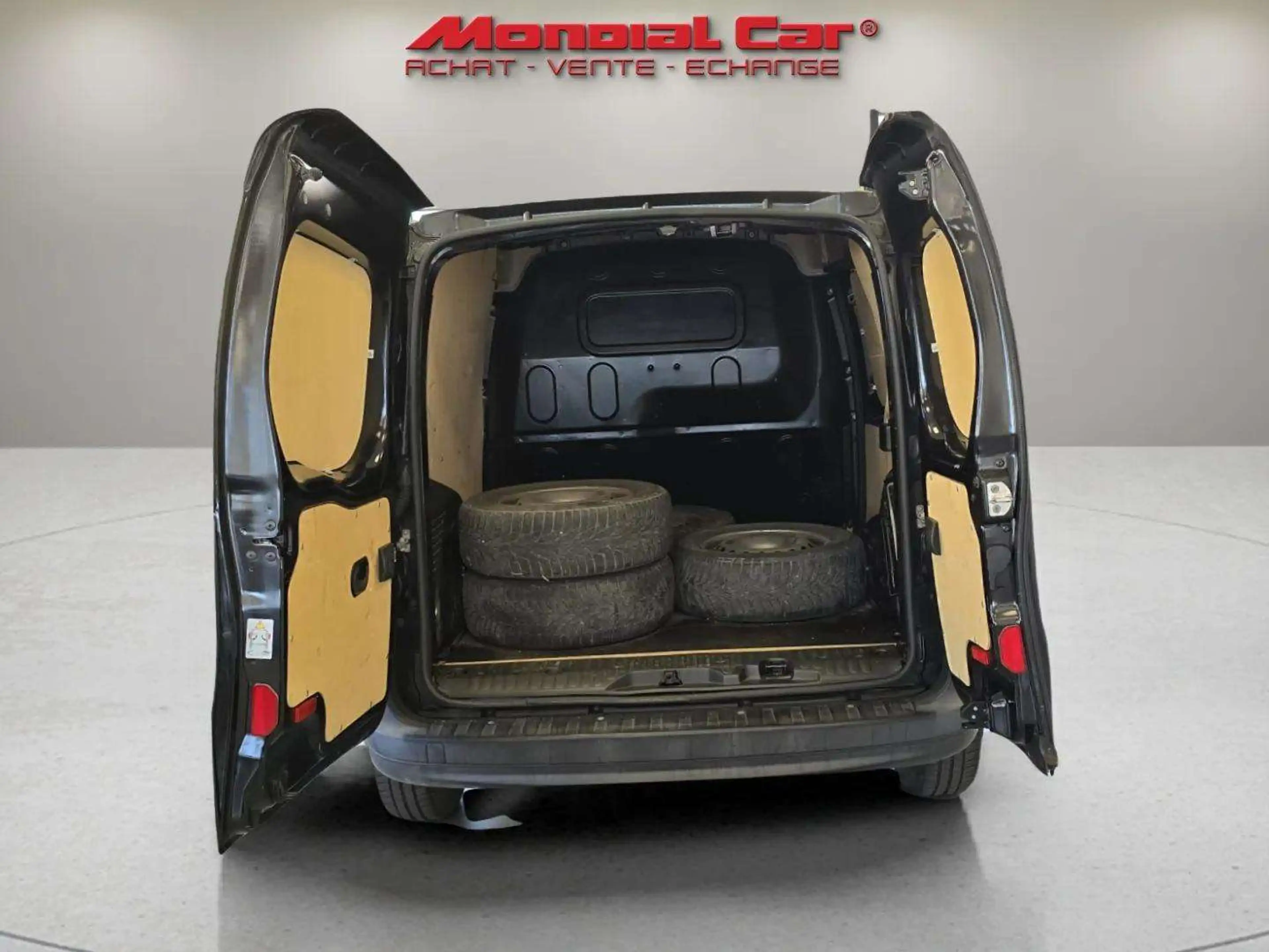 Mercedes-Benz Citan À voir à Montigny-le-tilleul — photo 11