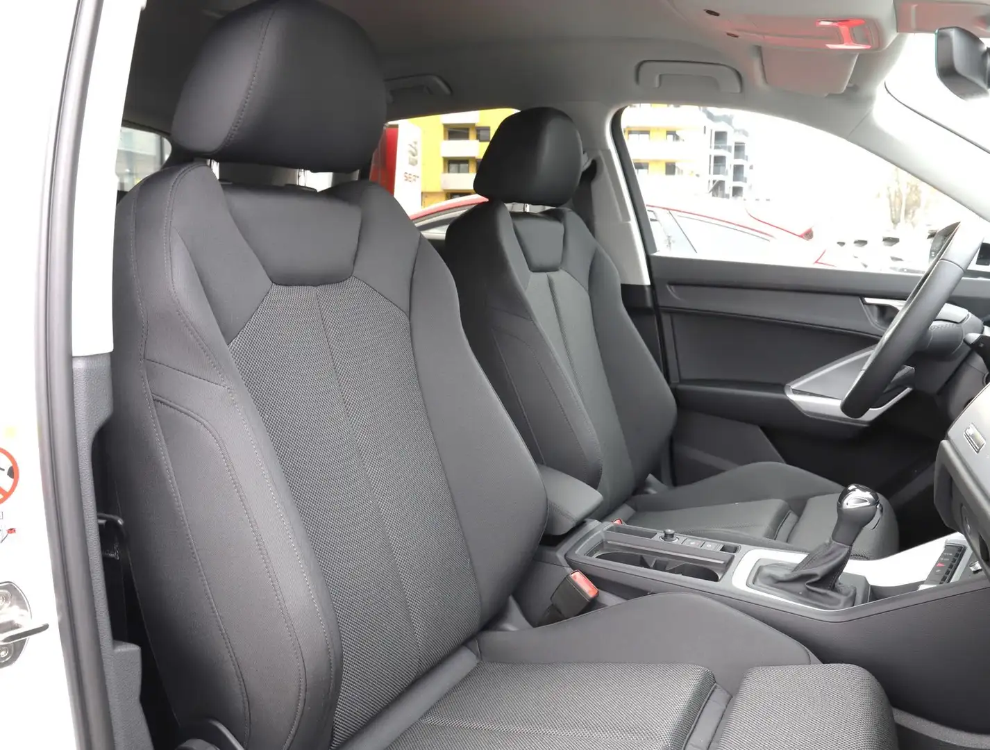 Audi Q3 35 TFSI admired Weiß - 2