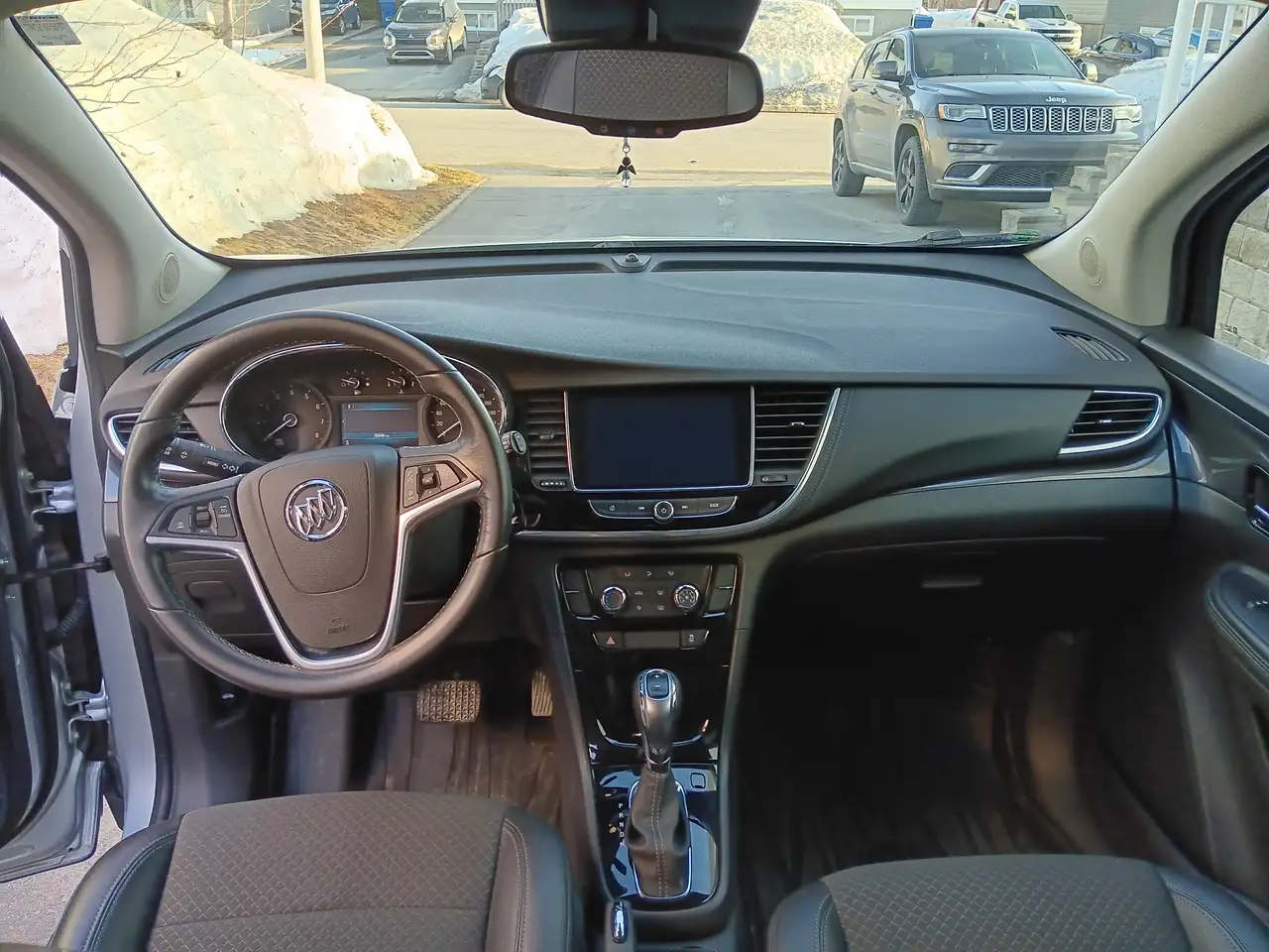 Buick Encore снимка Buick Encore