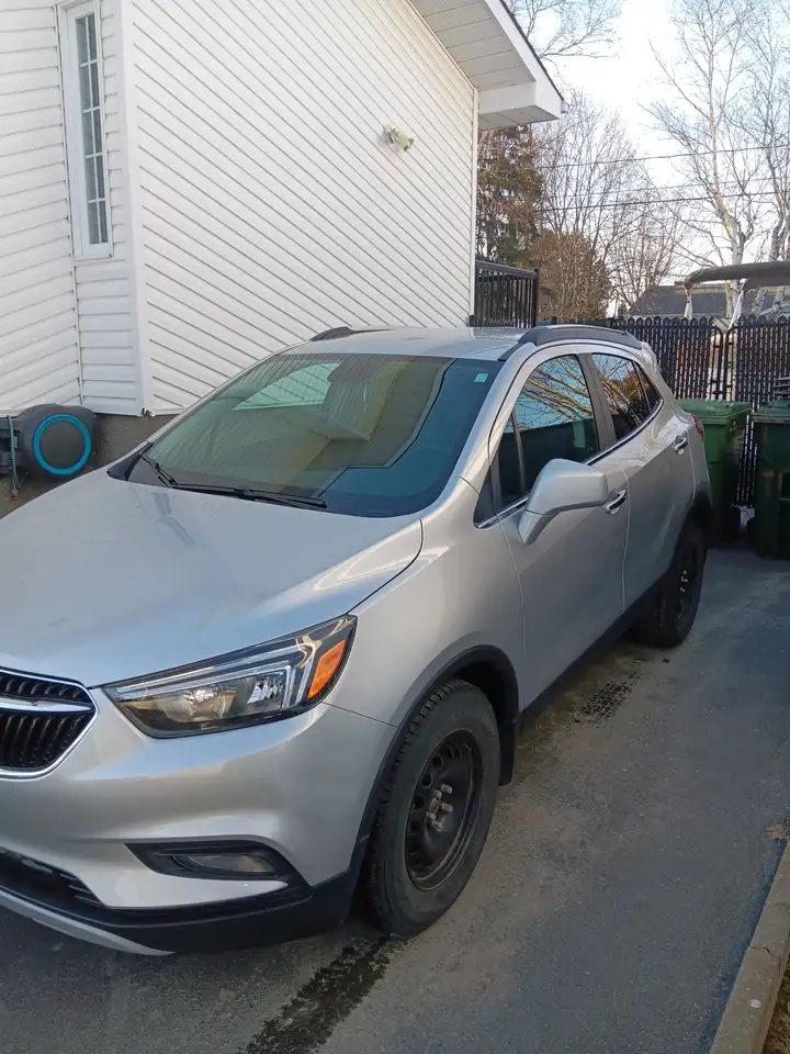Buick Encore снимка Buick Encore