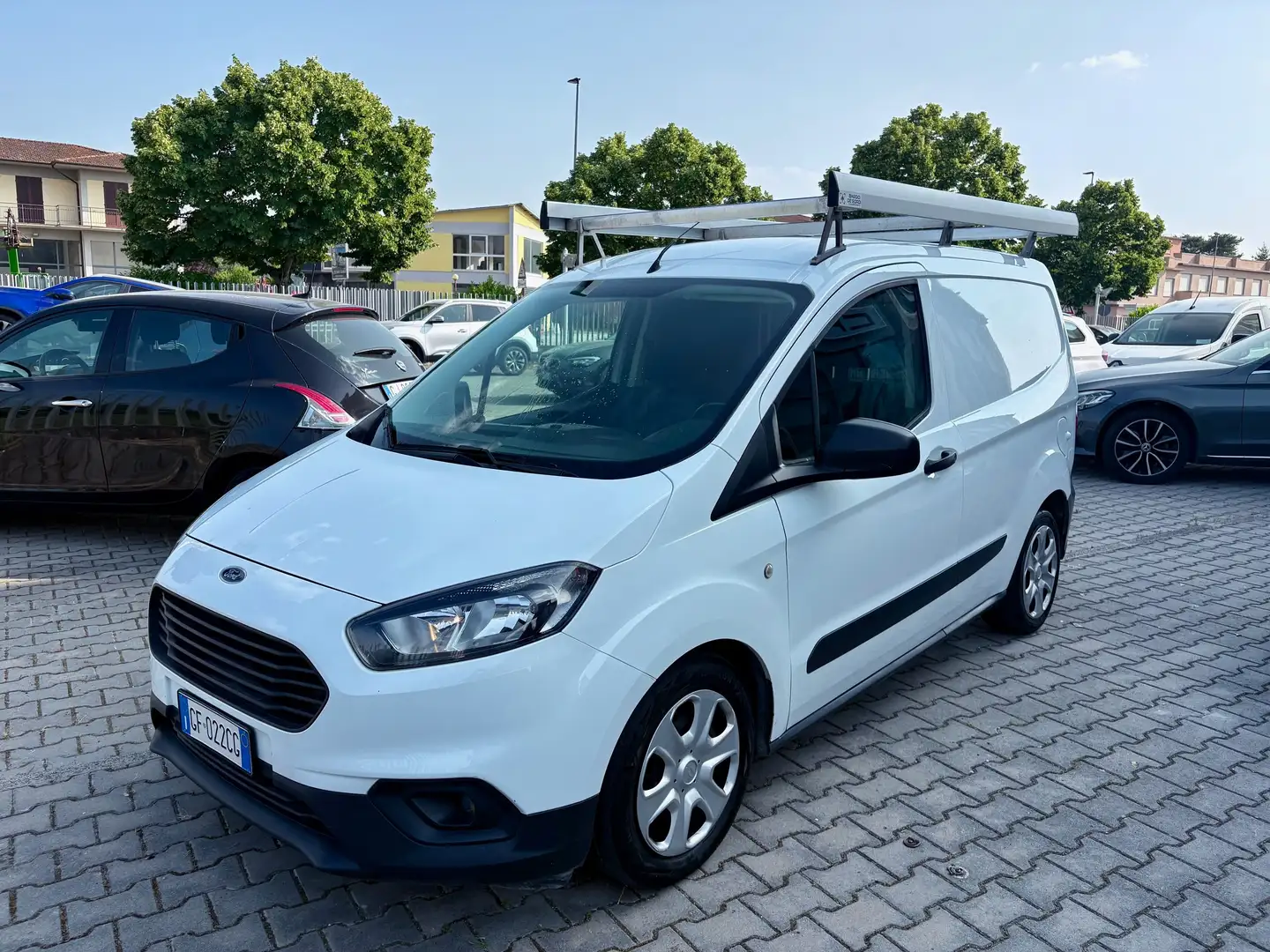 Ford TRANSIT COURIER COURIER 1.5 AUTOCARRO Weiß - 2