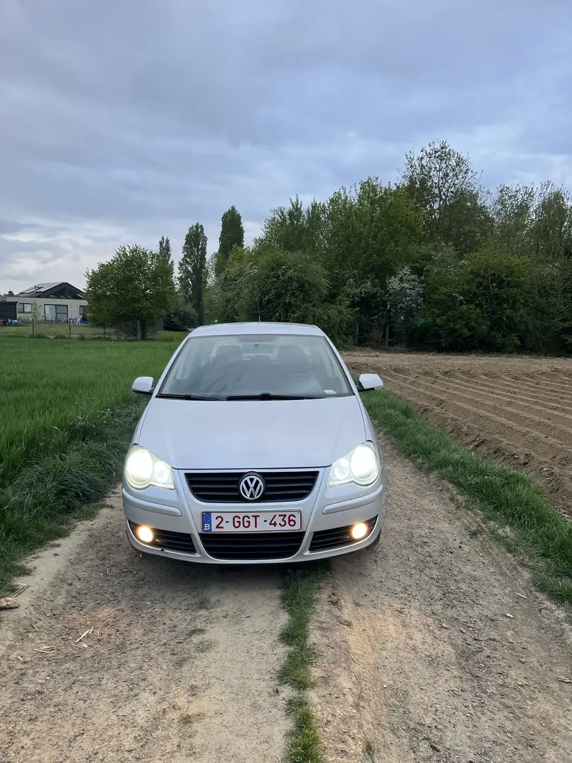 Volkswagen Polo Fun 1.2i - 1