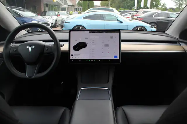 Tesla Model Y view 3