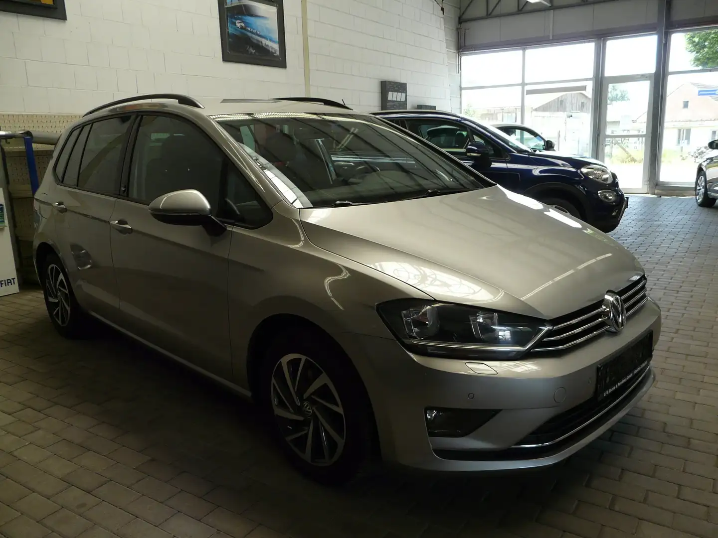 Volkswagen Golf Sportsvan Sound BMT/Start-Stopp SHZ AHK Allwetter Gris - 1