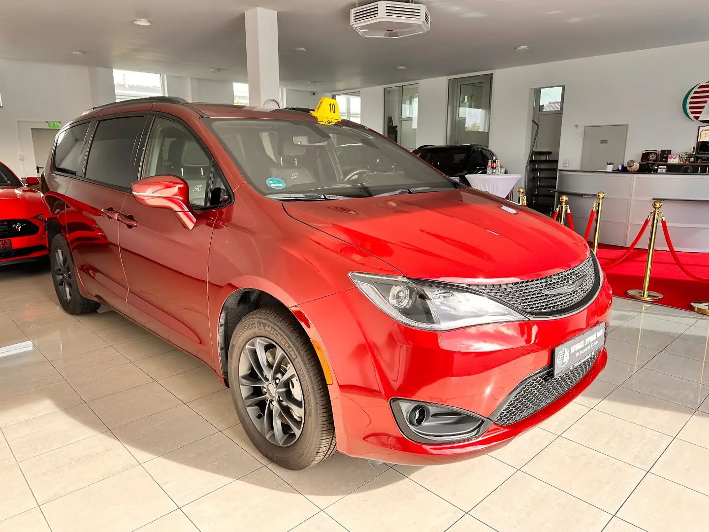 Chrysler Pacifica 3.6 "S" AWD Sport FINANZIERUNG 2.99% Piros - 1