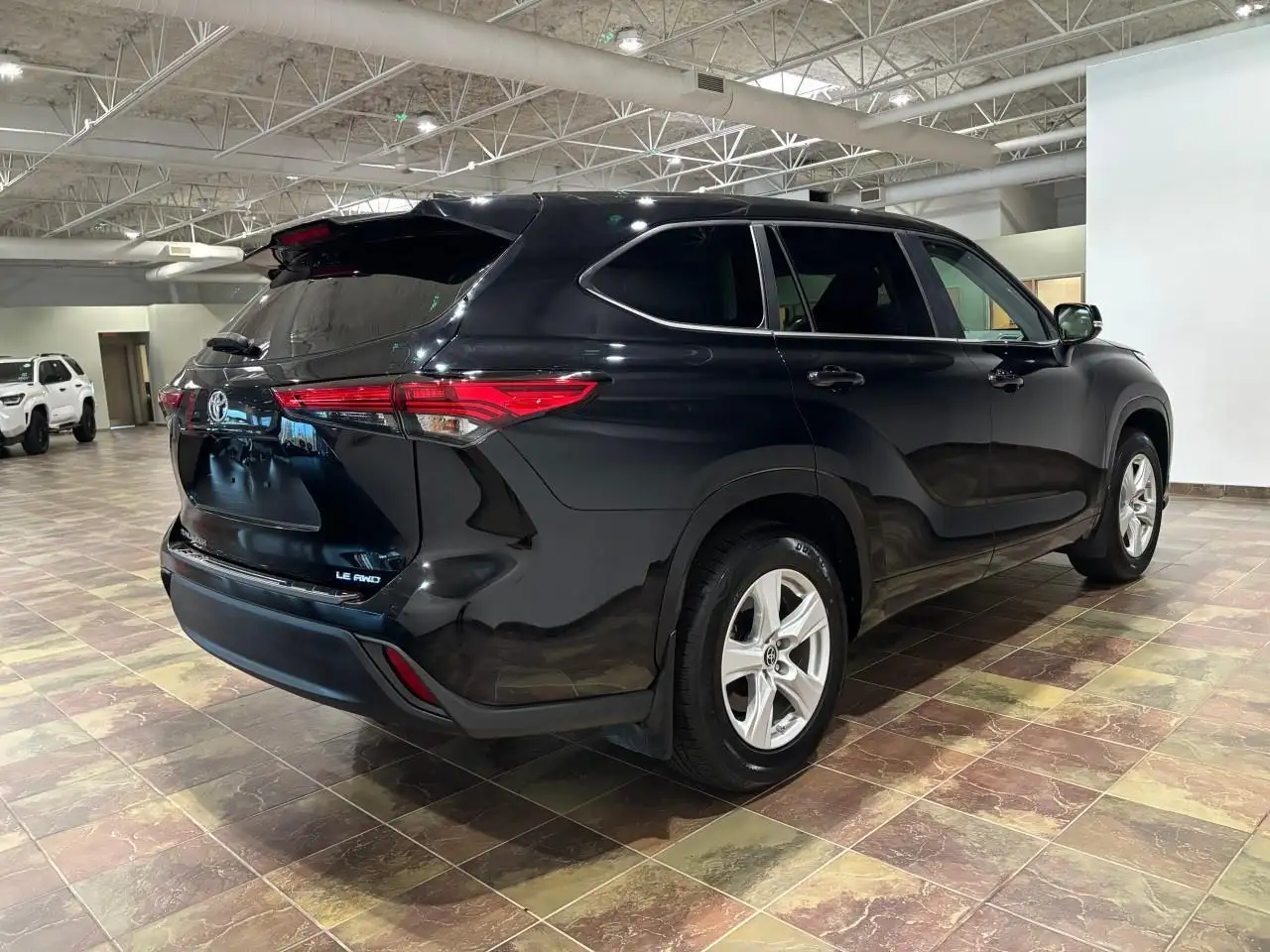 Toyota Highlander снимка Toyota Highlander