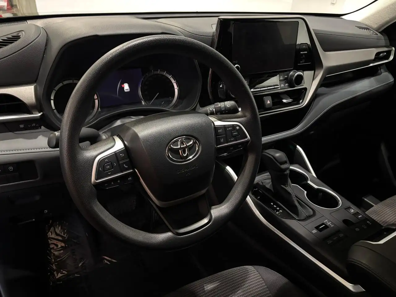 Toyota Highlander снимка Toyota Highlander