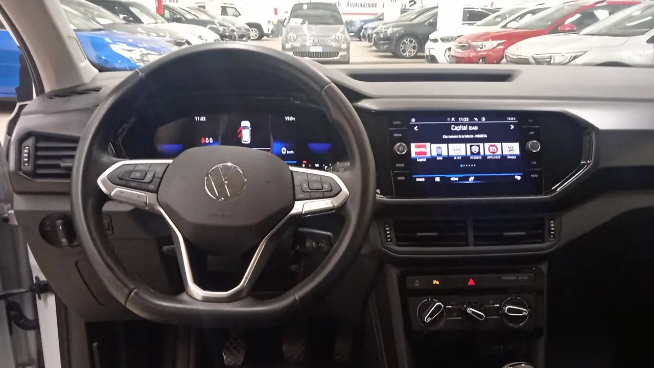 Volkswagen T-Cross 1.0 TSI Style 12