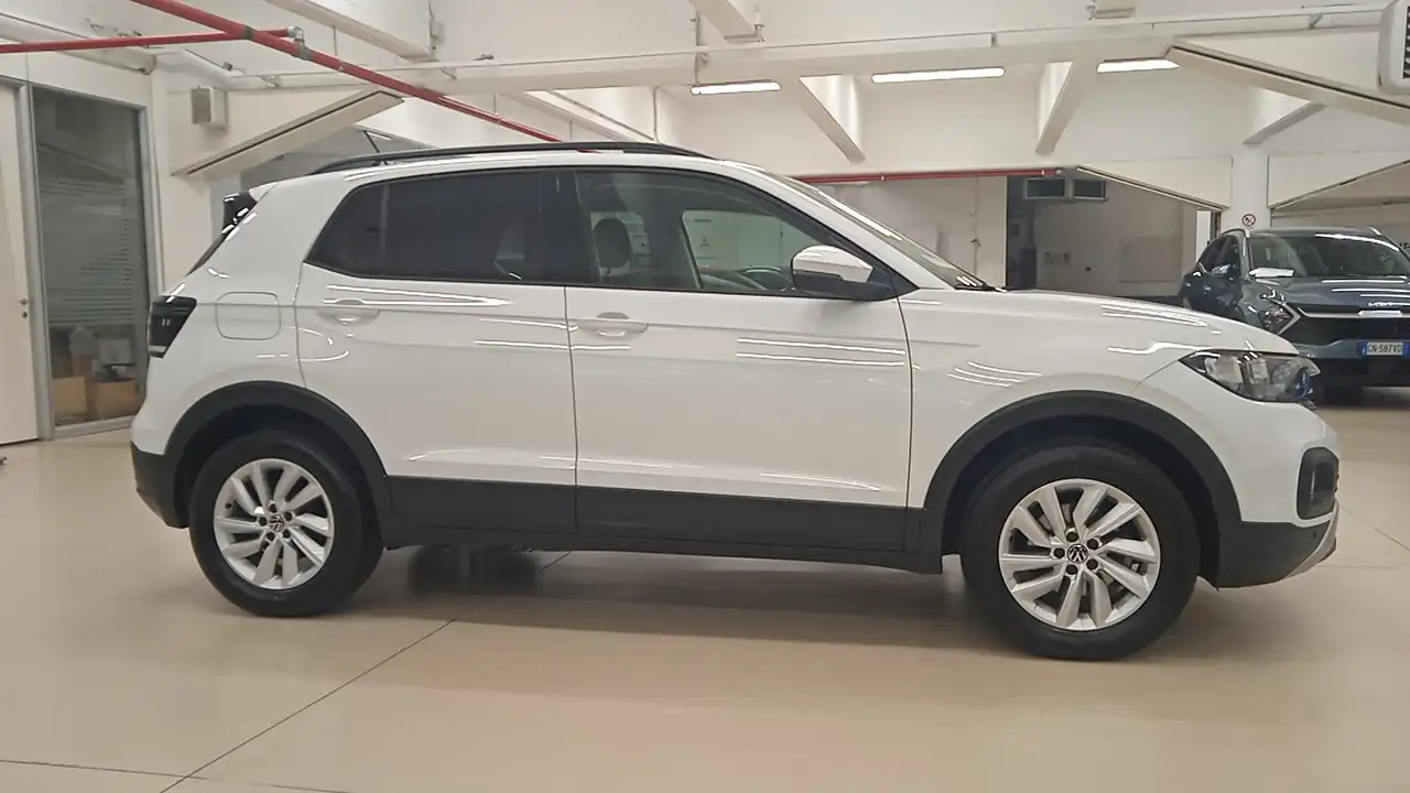 Volkswagen T-Cross 1.0 TSI Style 6