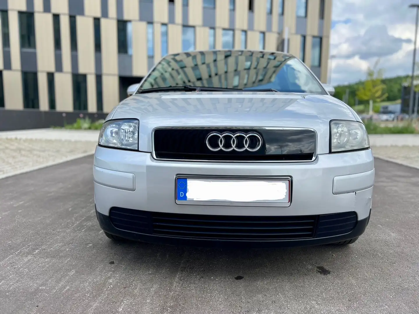 Audi A2 1.4 Gris - 2