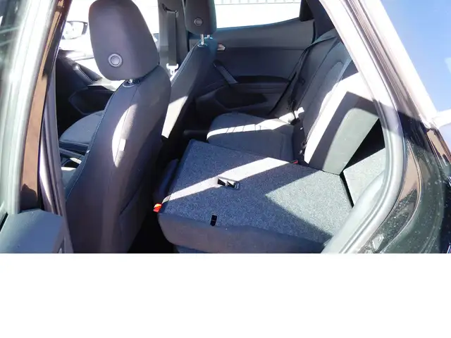 Seat Arona view 13