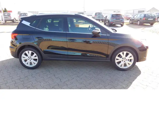 Seat Arona view 2