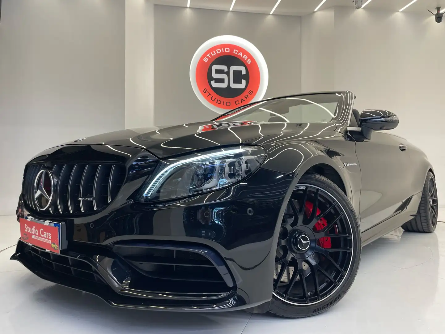 Mercedes-Benz C 63 AMG Cabrio S Auto Černá - 2