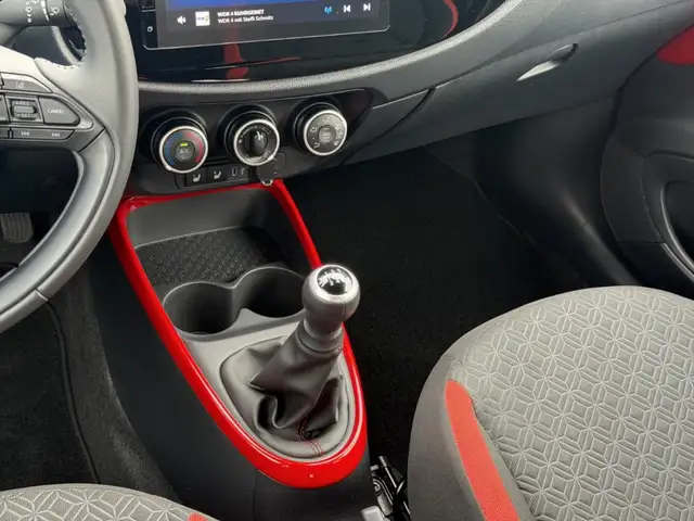 Toyota Aygo X view 14