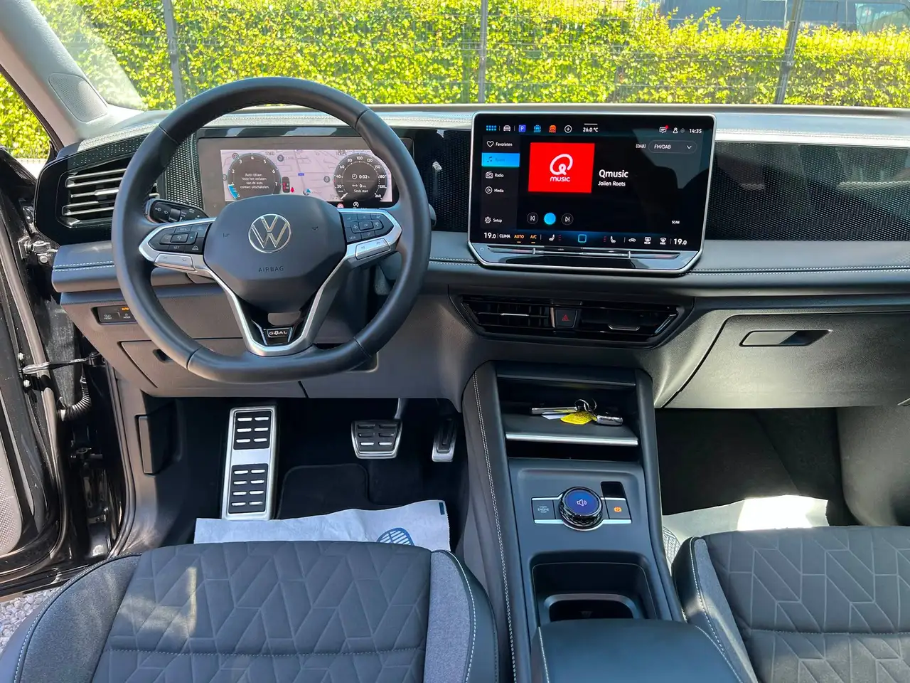 Volkswagen Tiguan 1.5 eTSI MHEV ACT Life Business Premium OPF DSG*GOAL EDITION*TREKHAAK*APPLE CARPLAY*BTW, миниатюра 15