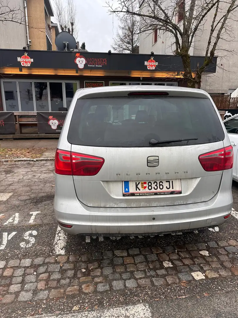 SEAT Alhambra Reference 2,0 TDI CR DPF Zilver - 2