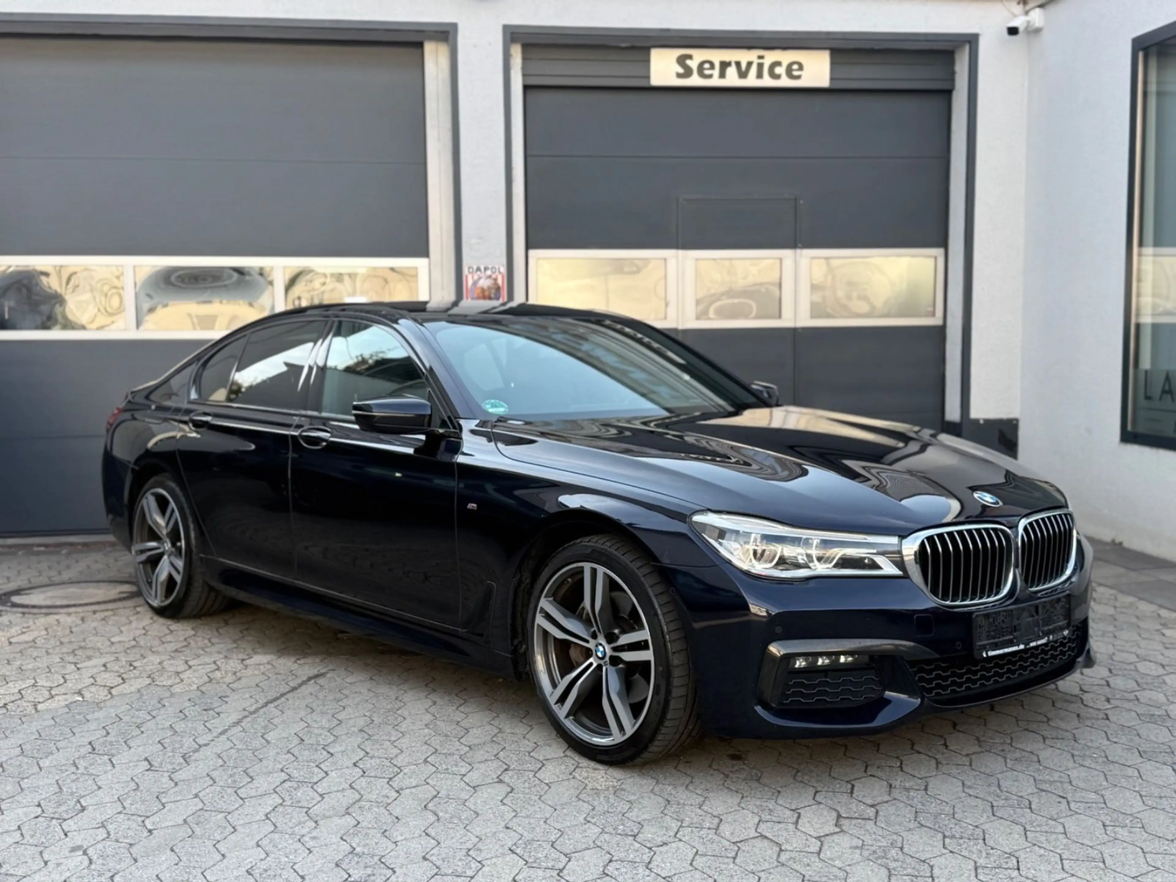 BMW 730 d M-Paket xDrive *Head-Up*Massage* — photo 2