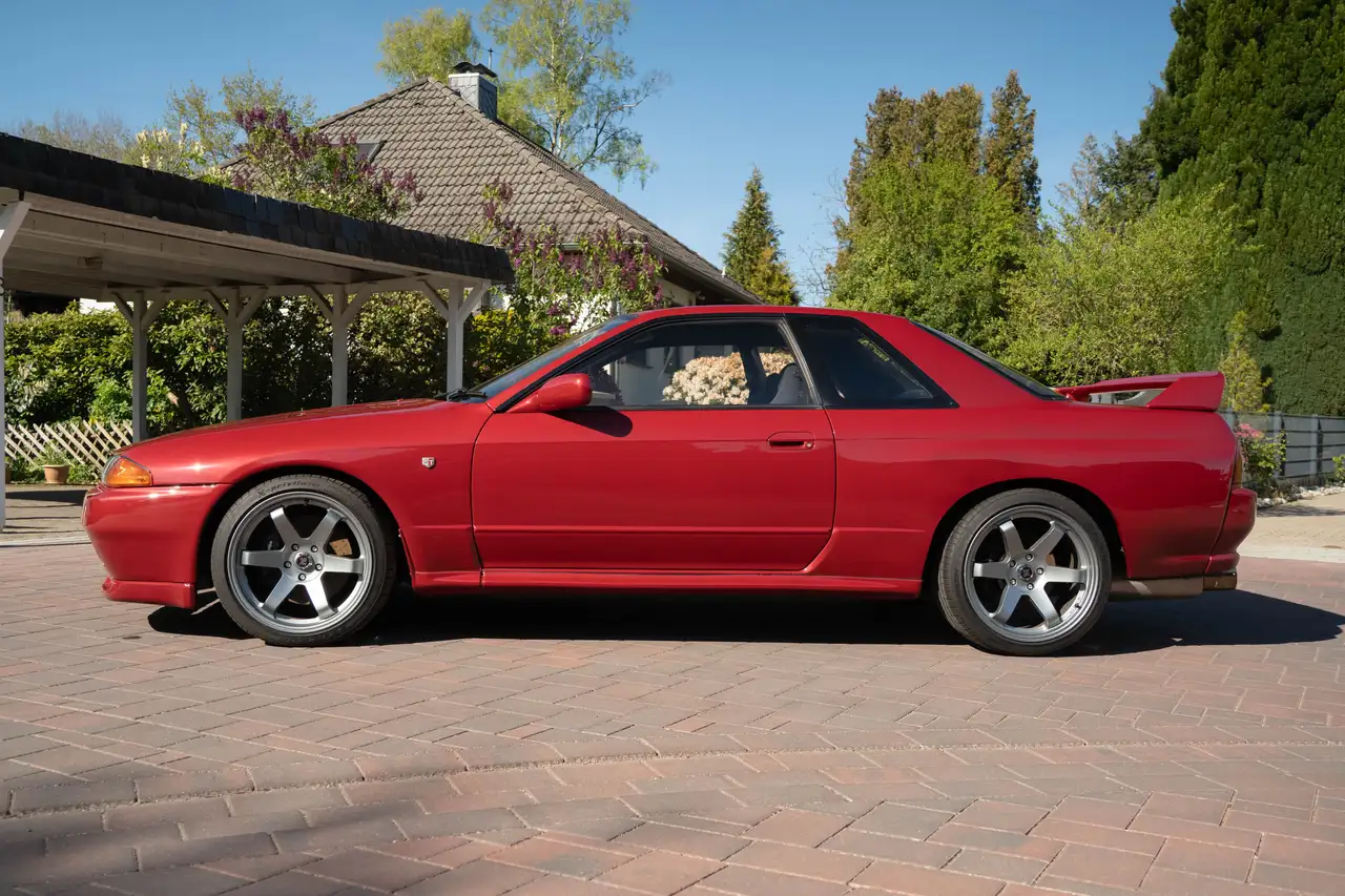 Nissan Skyline GTR V-Spec - No.13 of 40 Worldwide -, foto 3