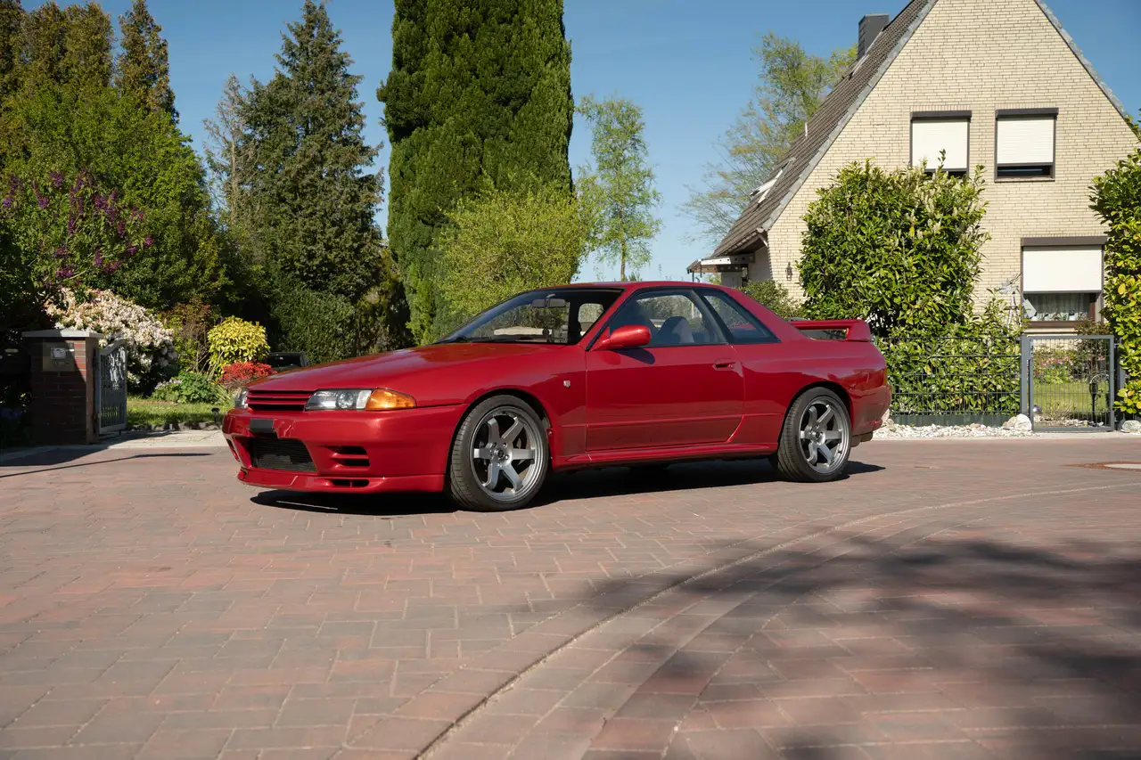 Nissan Skyline GTR V-Spec - No.13 of 40 Worldwide -, foto 2
