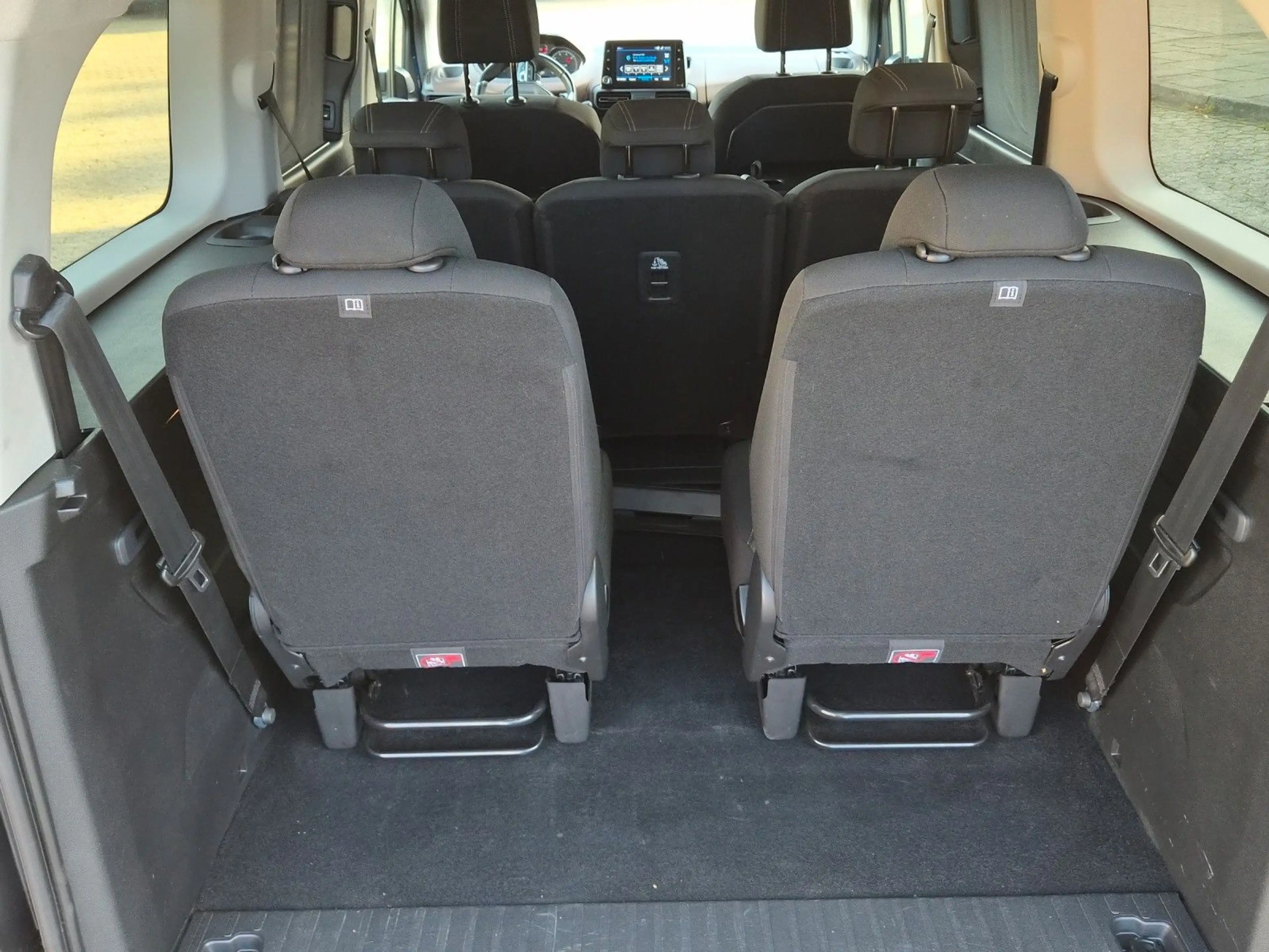 Peugeot Rifter Allure GT Lin L2 7 Sitz Automatik Tüv Neu — photo 18