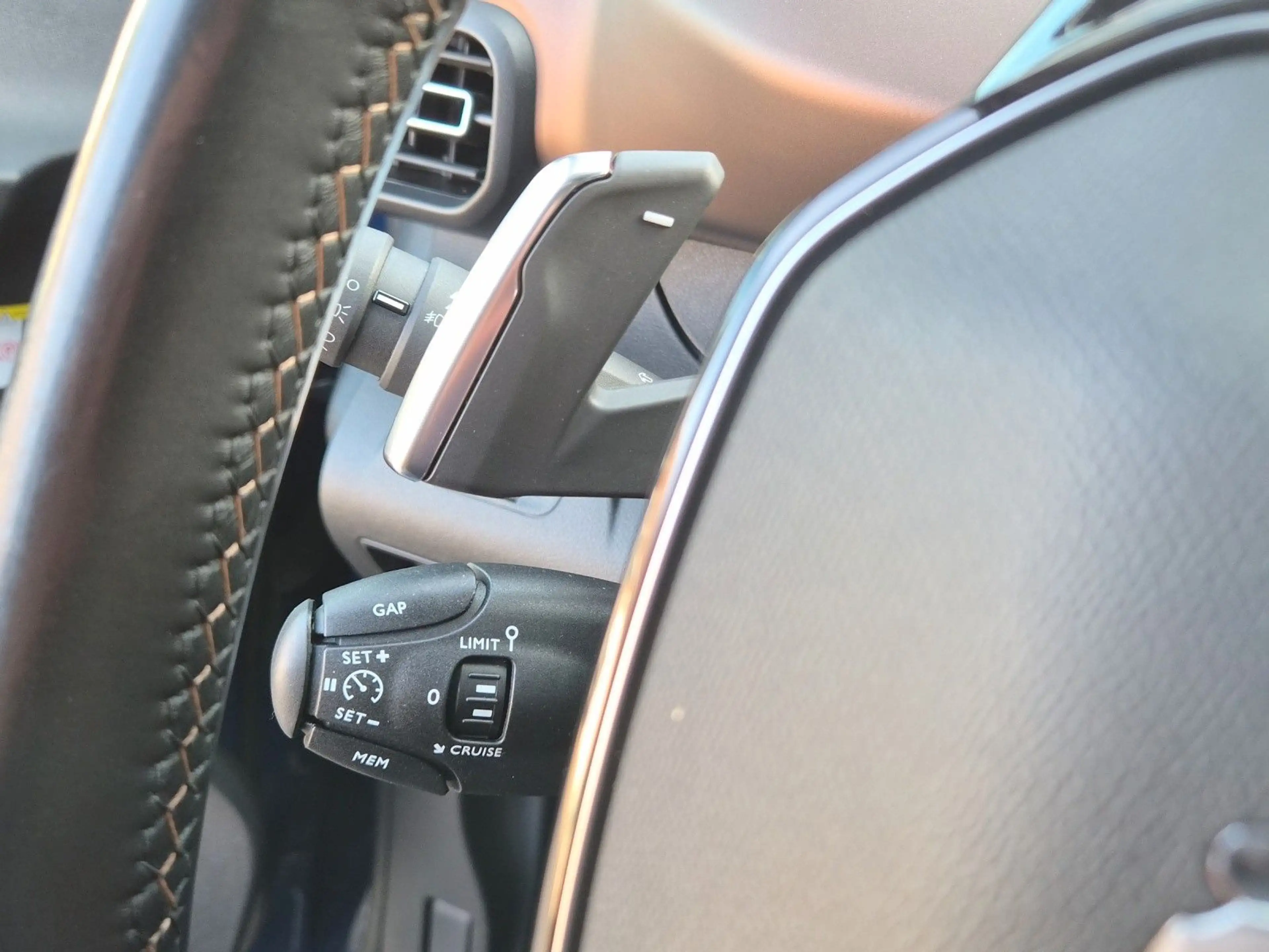 Peugeot Rifter Allure GT Lin L2 7 Sitz Automatik Tüv Neu — photo 17