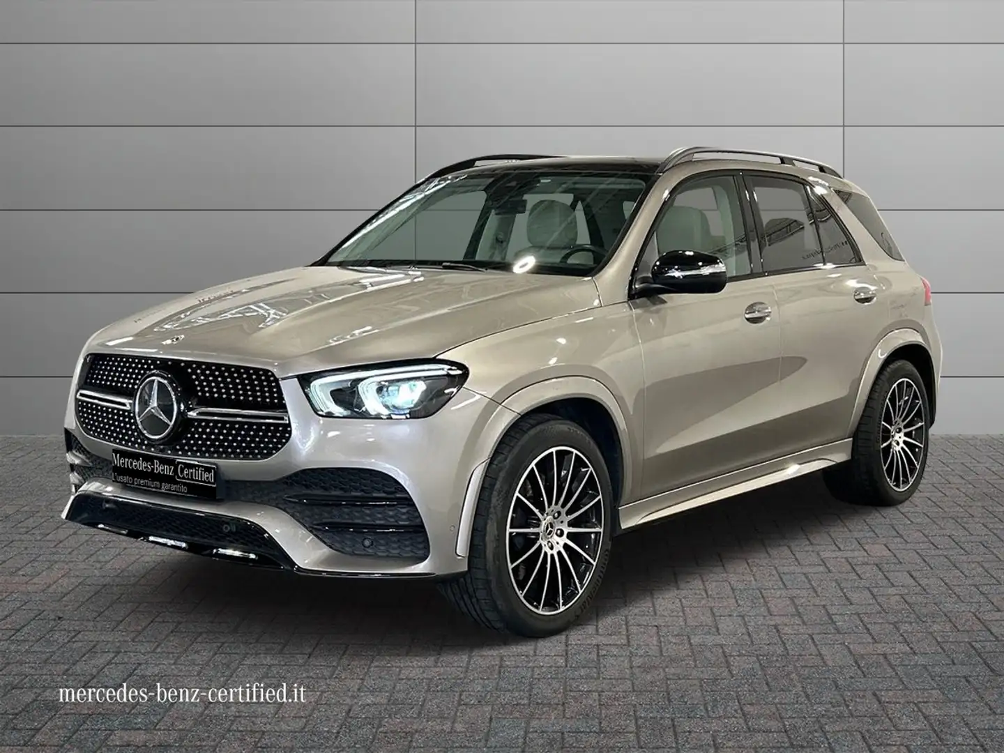 Mercedes-Benz GLE 300 300 d mhev Premium Plus 4matic auto Stříbrná - 1