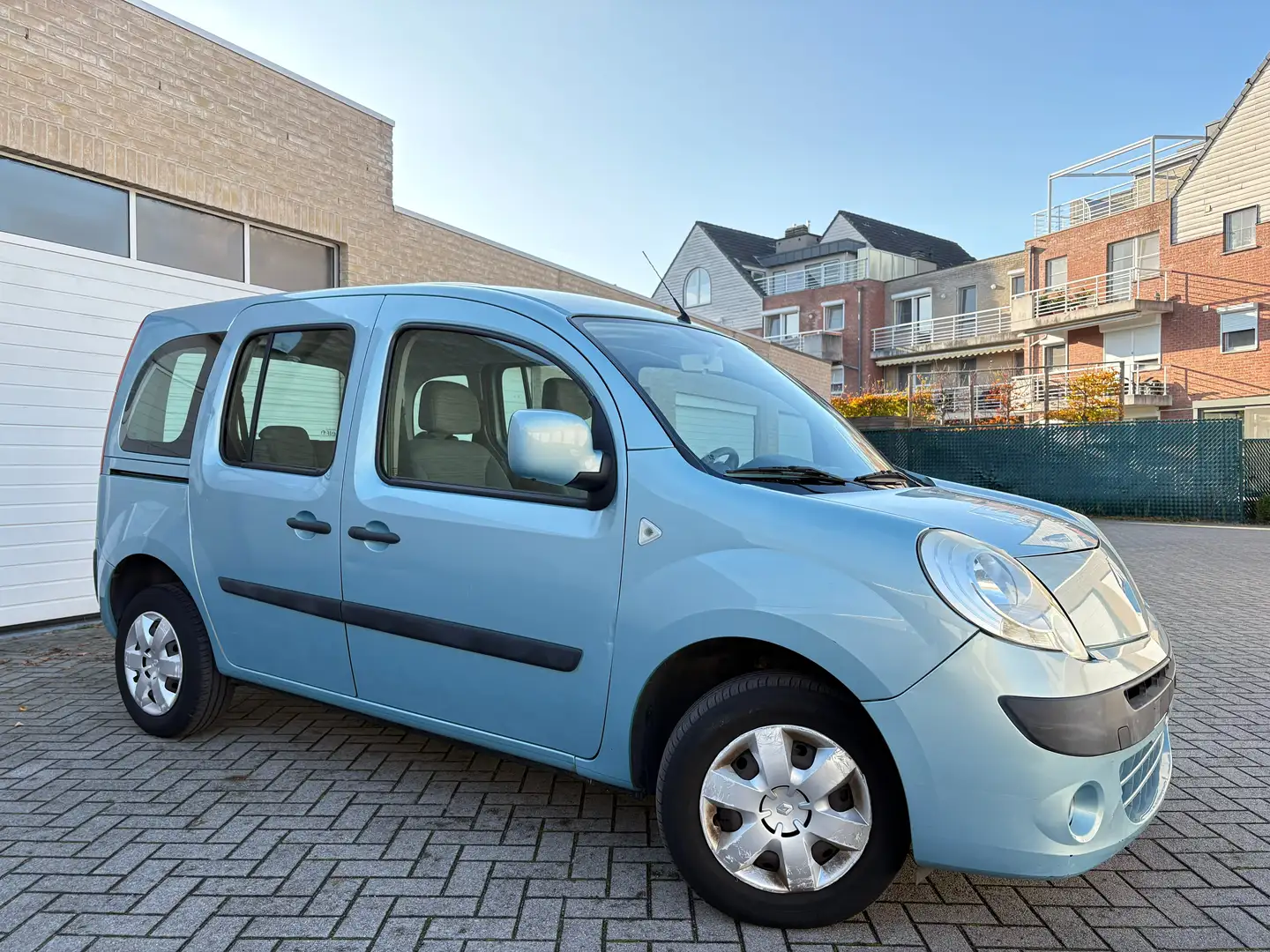 Renault Kangoo Kangoo 1.6 16V 105 Aut. Privilege Bleu - 1