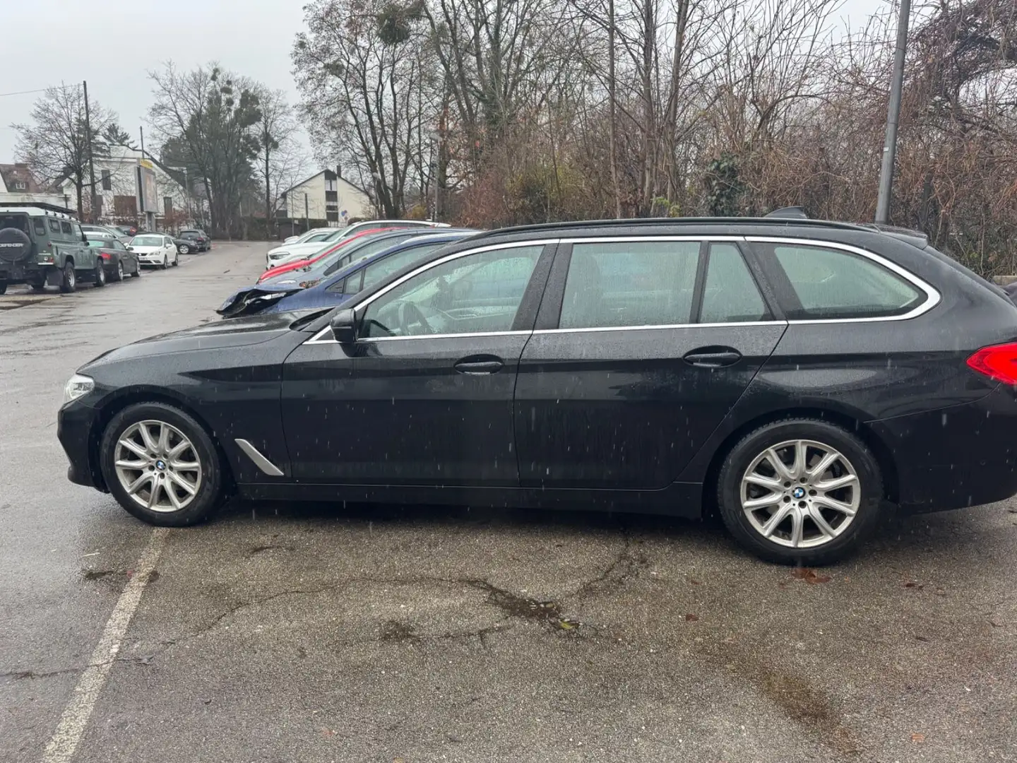 BMW 520 5 Touring 520 d Aut Navi Kamera AHK Schwarz - 1