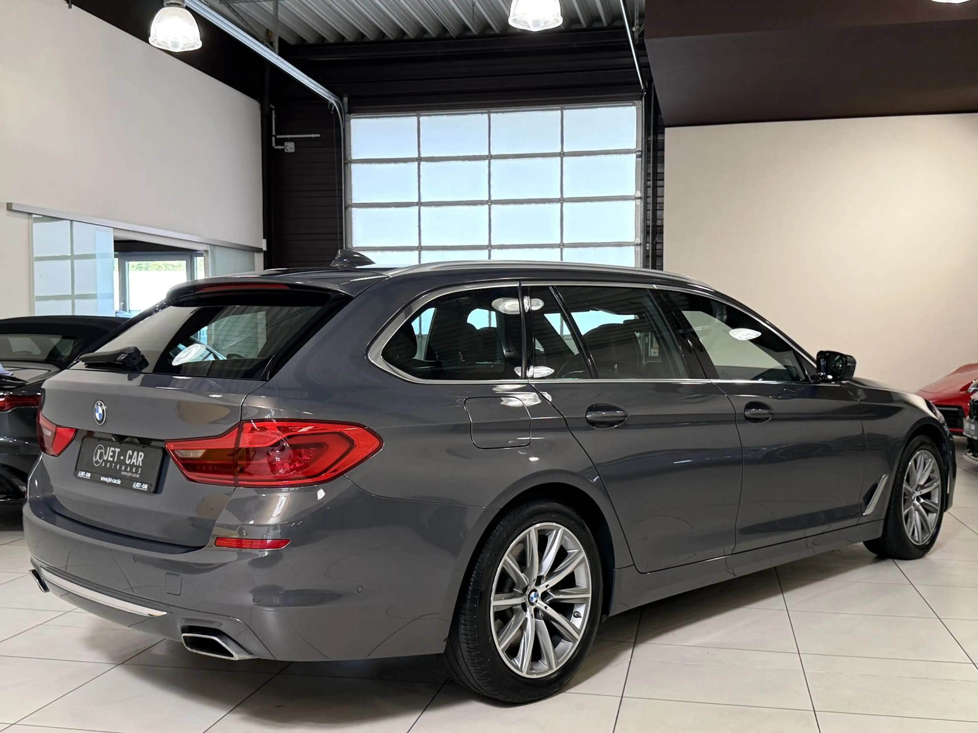 BMW 540 d xDrive Luxury Line *Innovation-Nappa-H&K* — photo 8