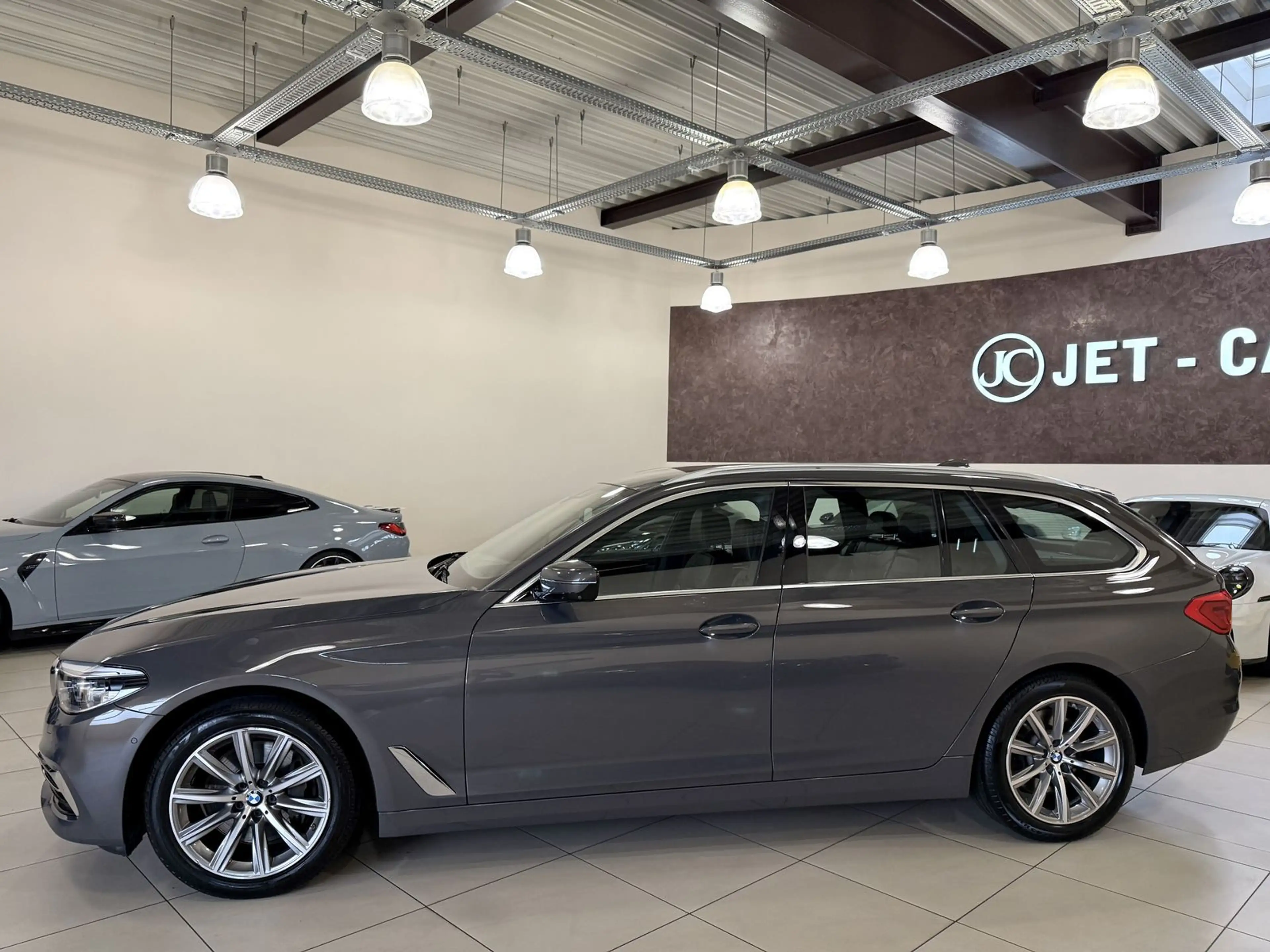 BMW 540 d xDrive Luxury Line *Innovation-Nappa-H&K* — photo 3