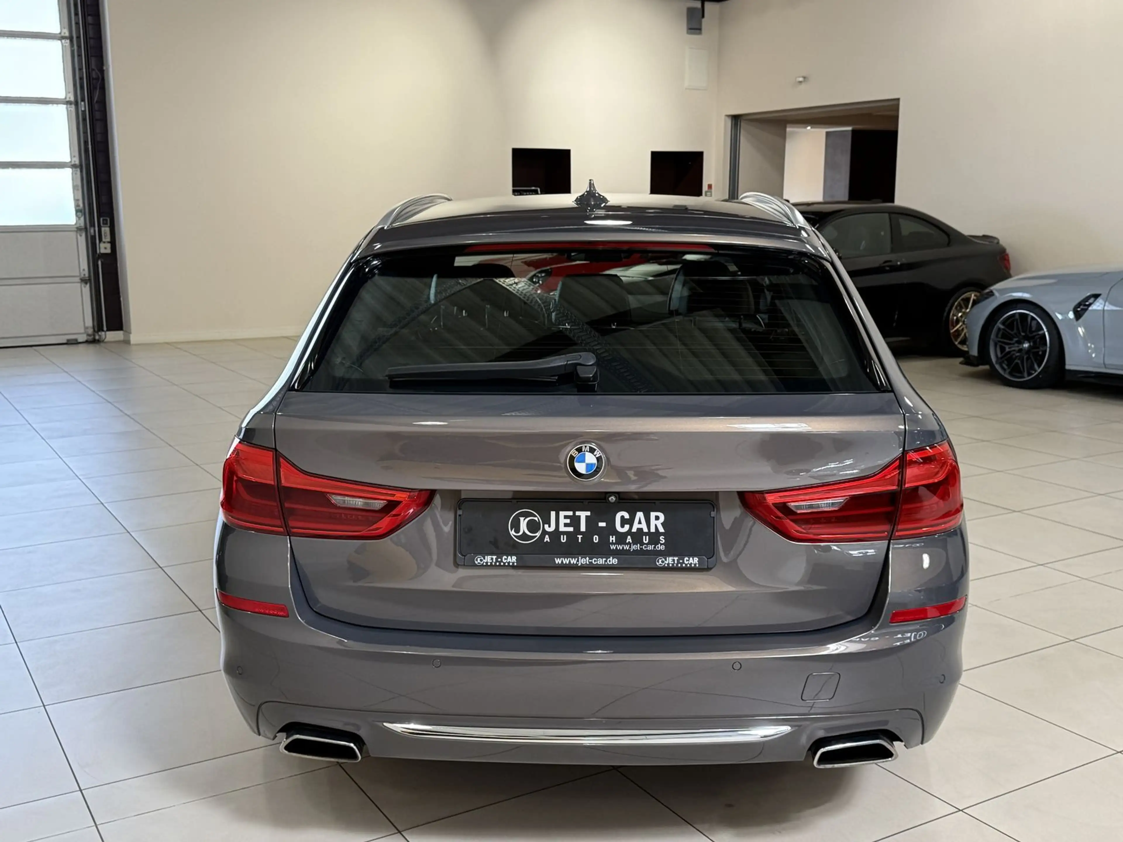BMW 540 d xDrive Luxury Line *Innovation-Nappa-H&K* — photo 7