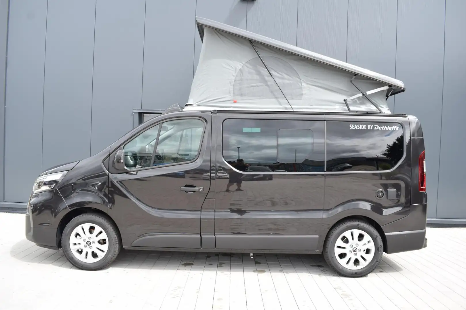 Nissan Primastar Seaside by Dethleffs dCi170 DCT Zwart - 2