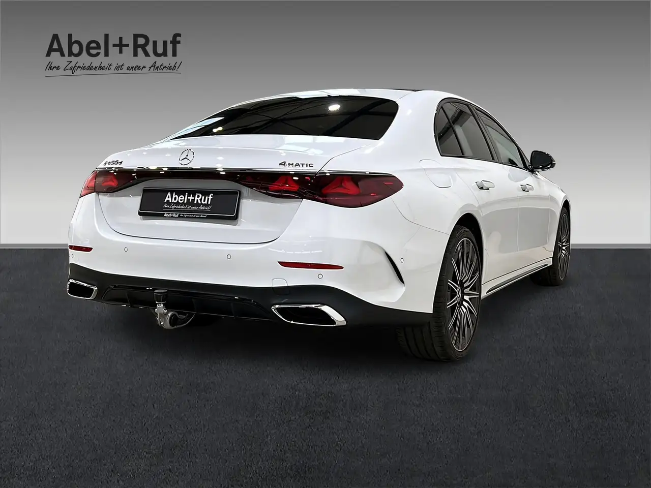 Mercedes-Benz E 450 d 4M AMG+DIST+Superscreen+Burm+Pano+AHK+360 5