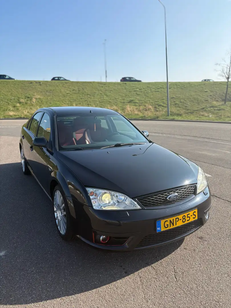 Ford Mondeo 3.0 V6 ST220 Noir - 2