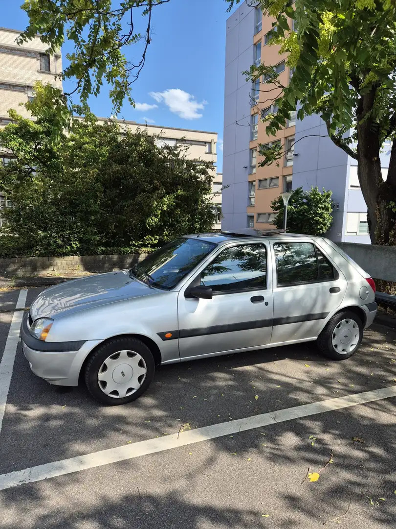 Ford Fiesta *TÜV Neu*S.Heft*S.Dach - 2