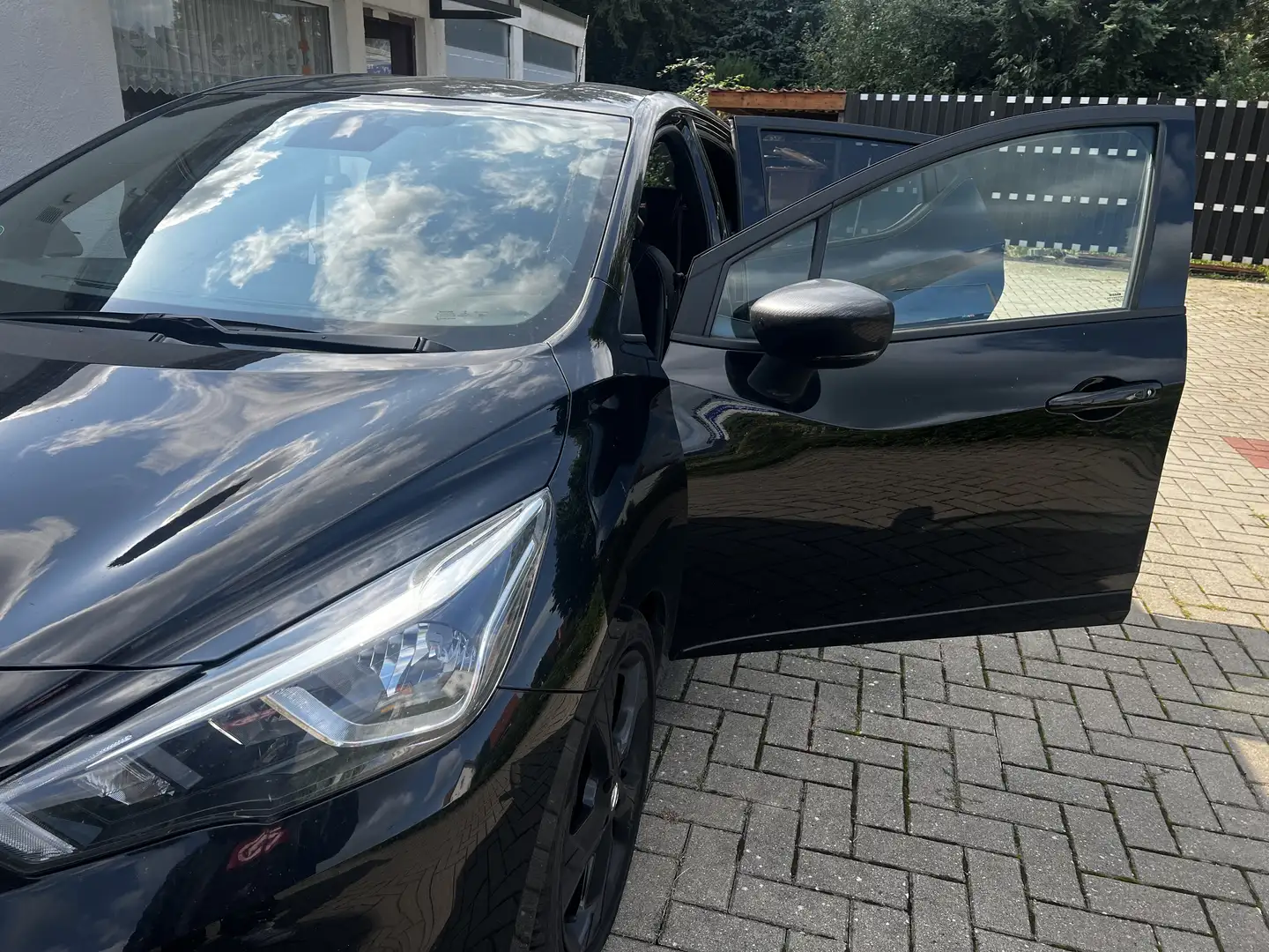 Nissan Micra N-Sport Schwarz - 2