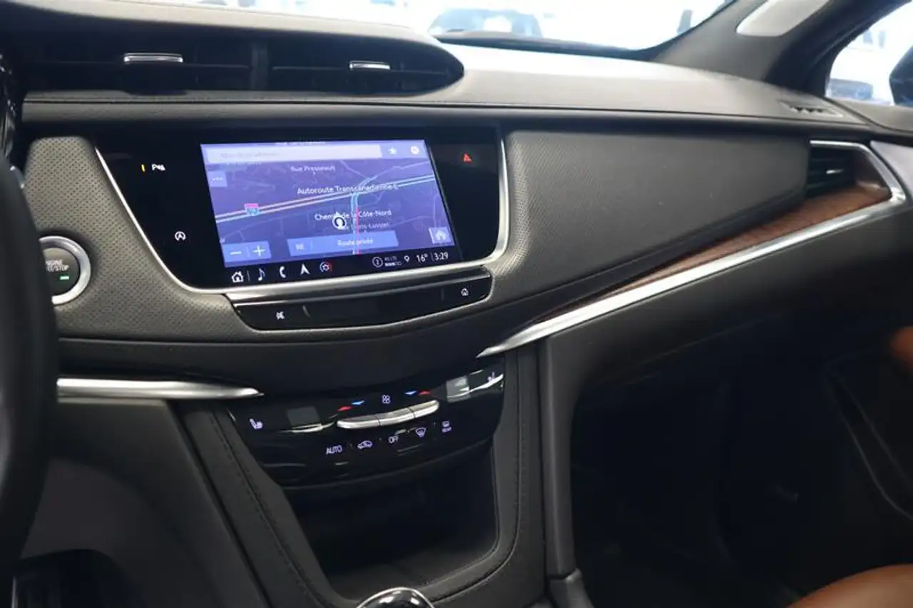Cadillac XT5 снимка Cadillac XT5