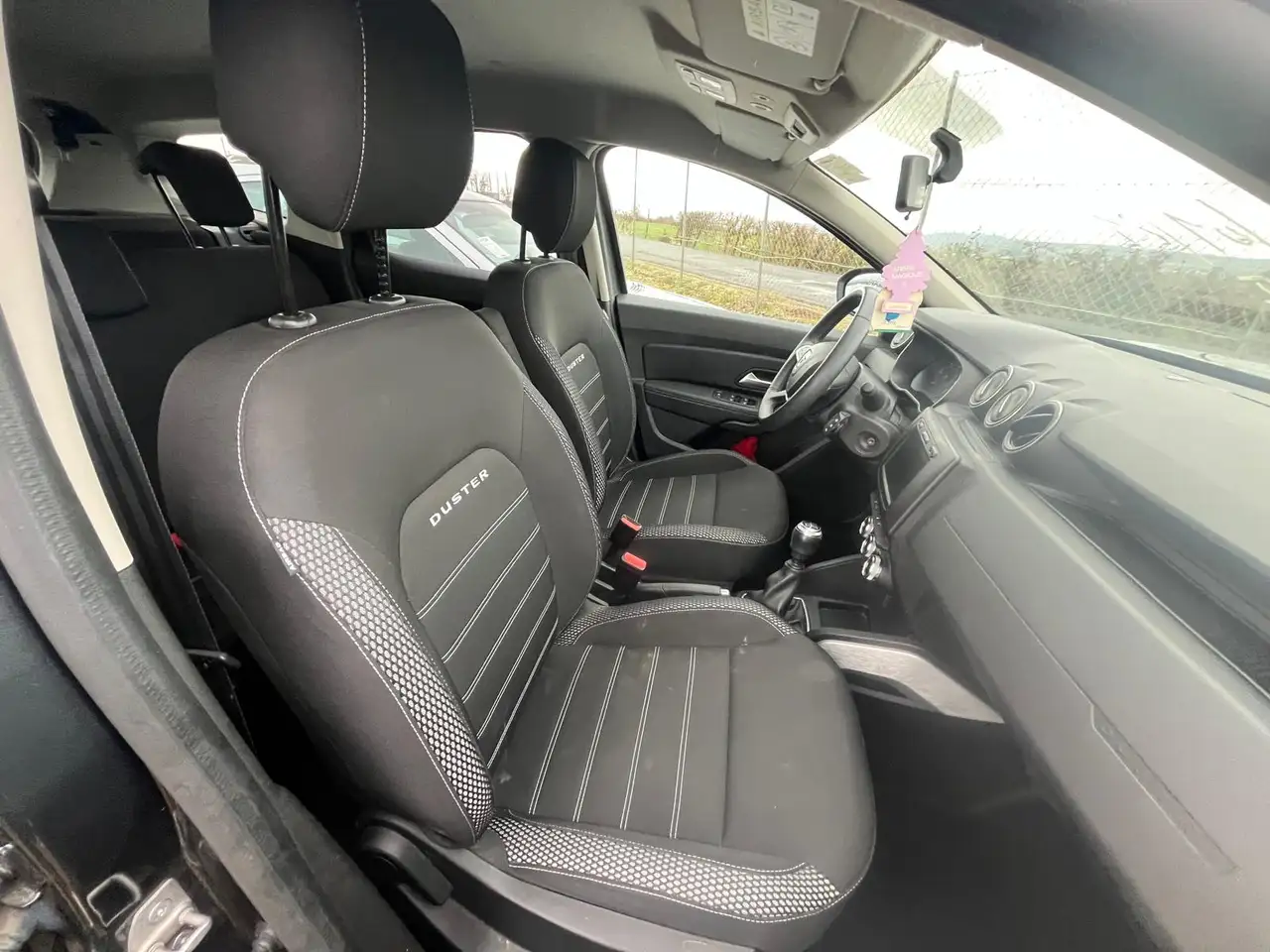 Dacia Duster — photo 7