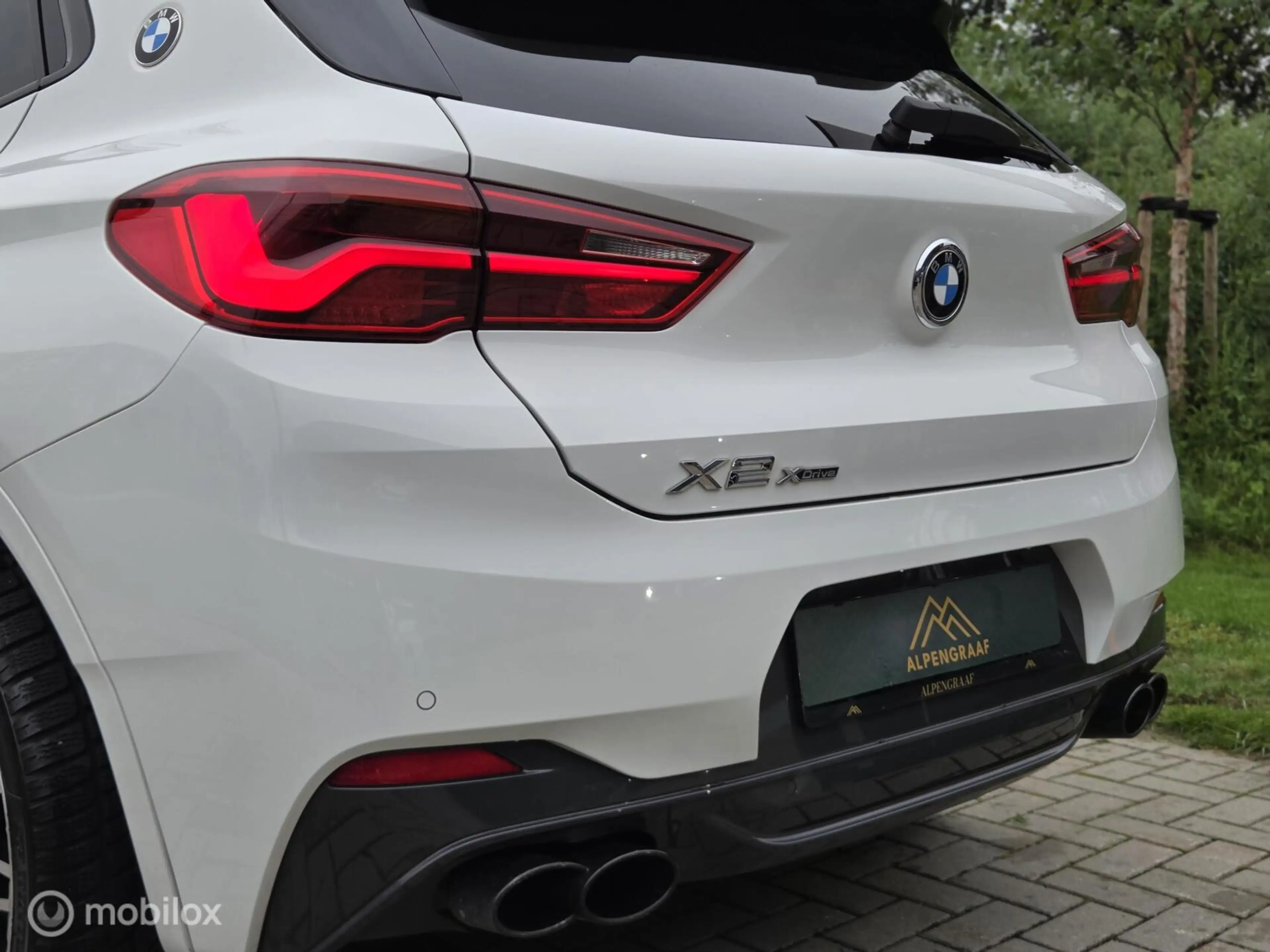 BMW X2 sDrive18i Executive M-Sport Oxigin — photo 8