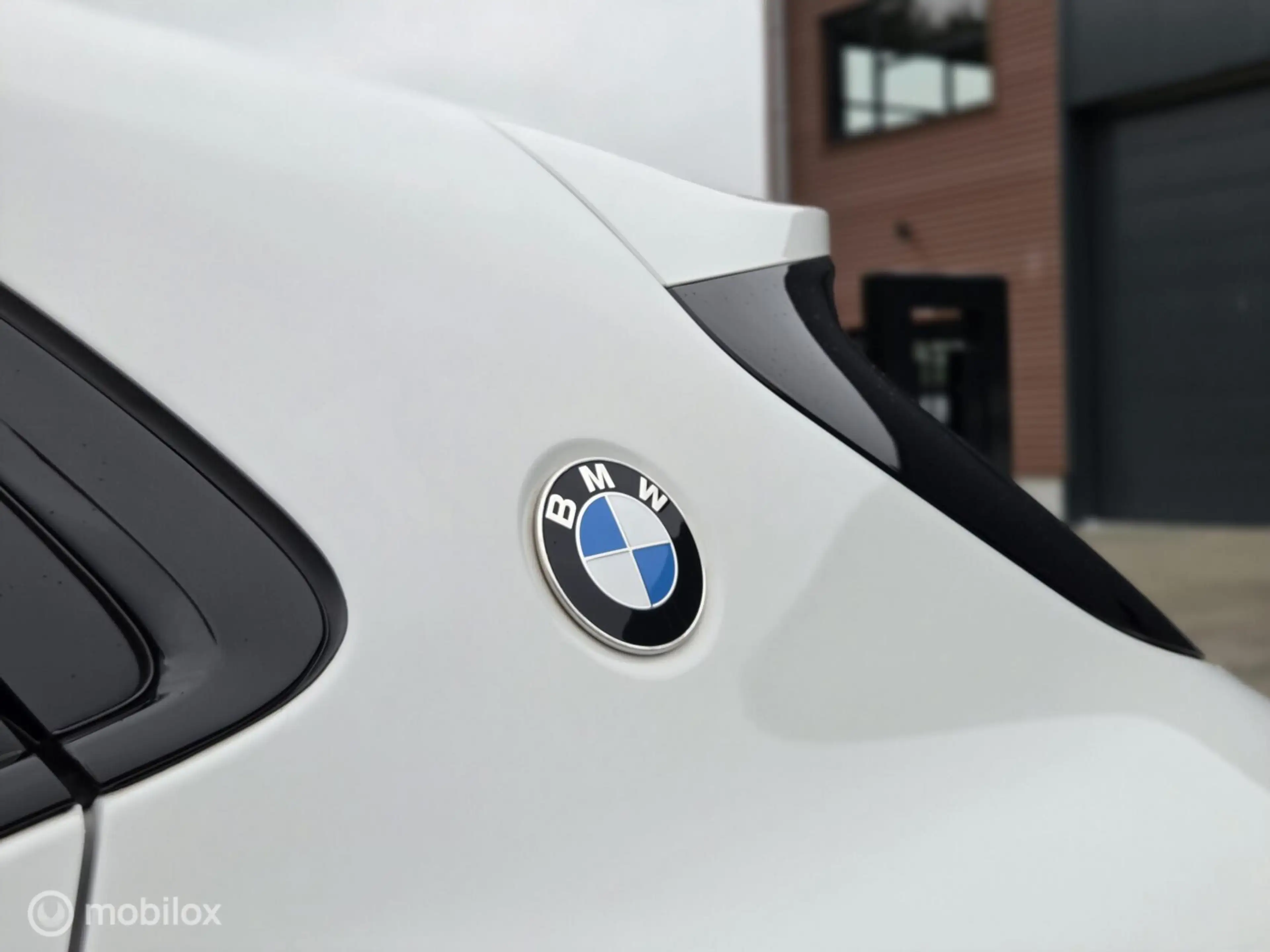 BMW X2 sDrive18i Executive M-Sport Oxigin — photo 9