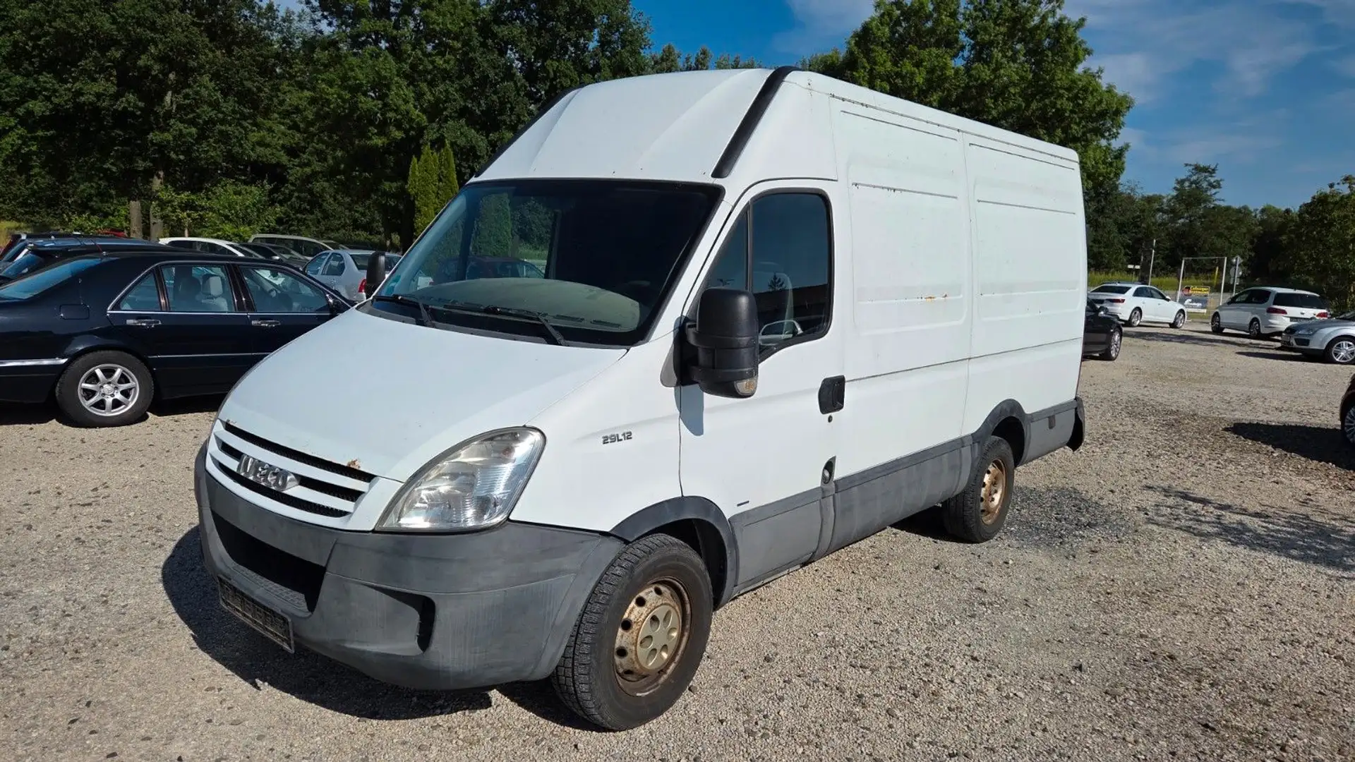 Iveco Daily 2.3 HPI 29L12 L2H2 Weiß - 1