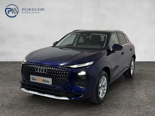Audi Q3 main image