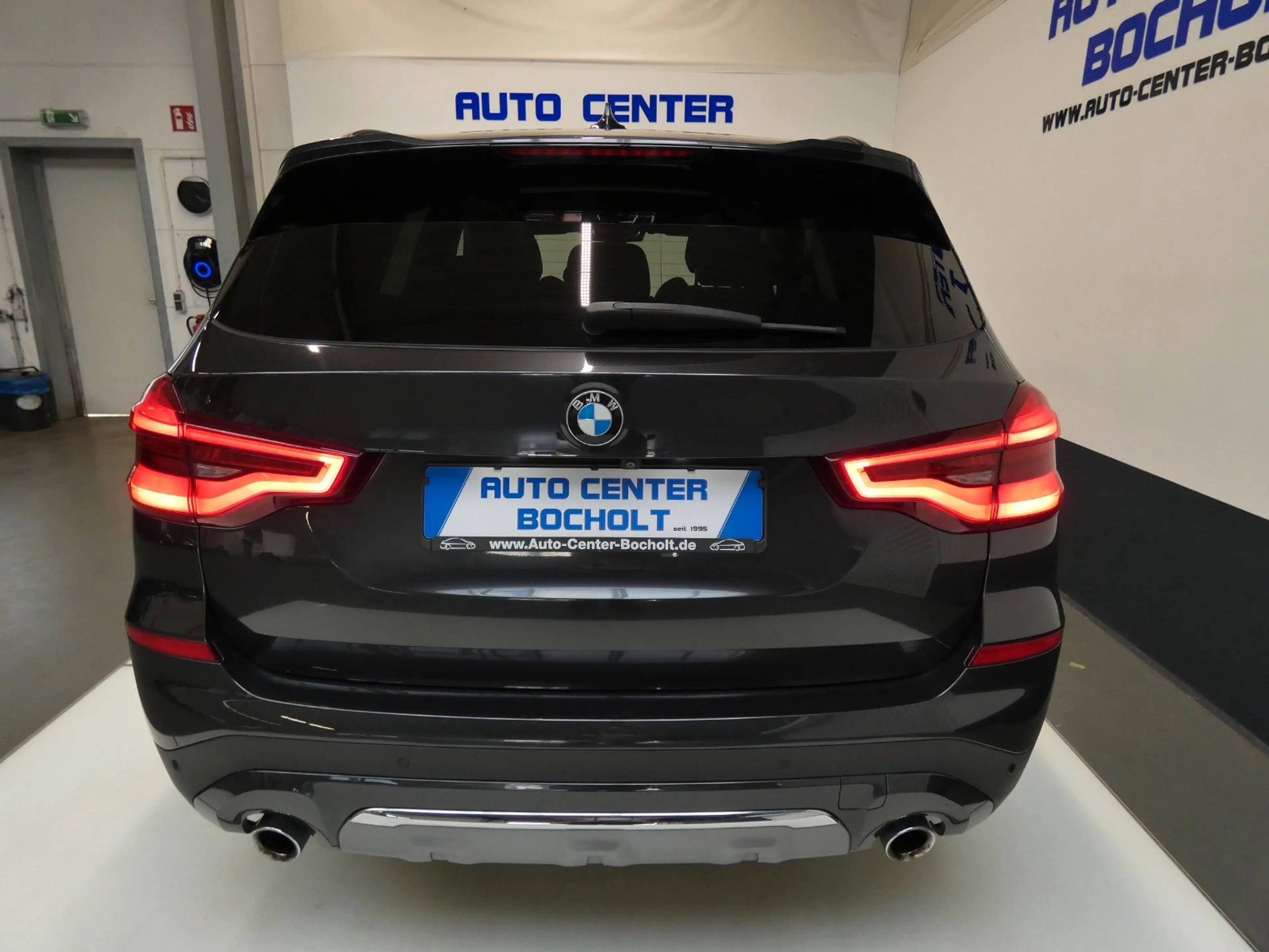 BMW X3 xDrive 30 d Luxury Line*HUD*Standh*Panorama — photo 3