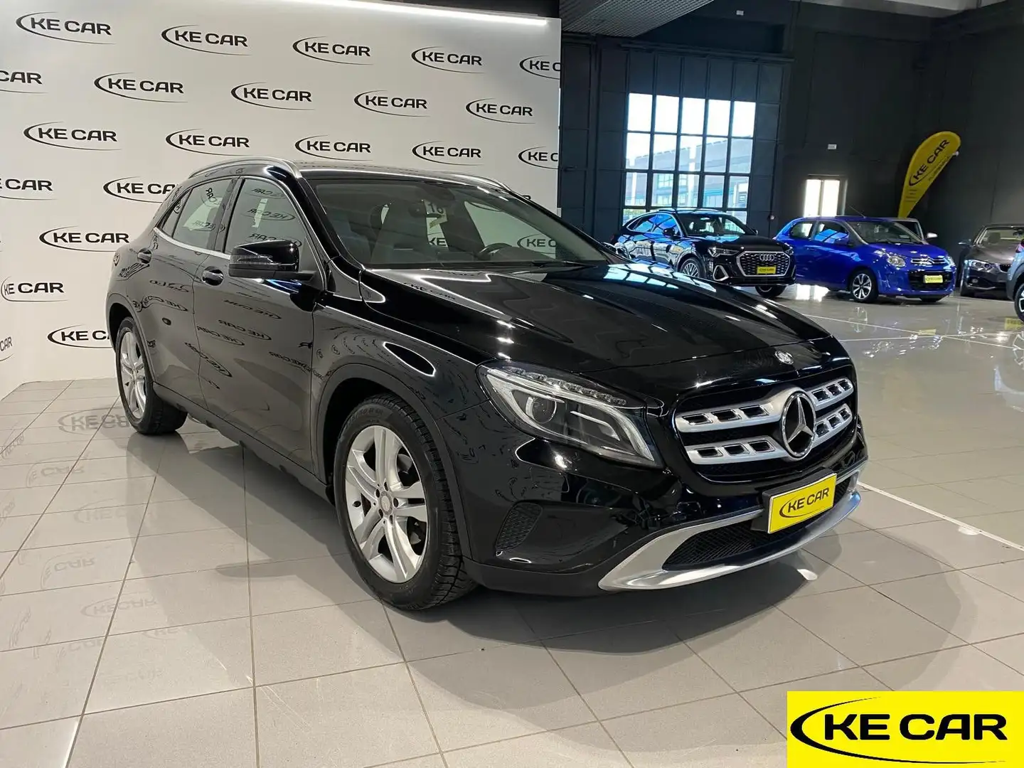 Mercedes-Benz GLA 180 GLA 180 CDI Automatic Sport Nero - 2